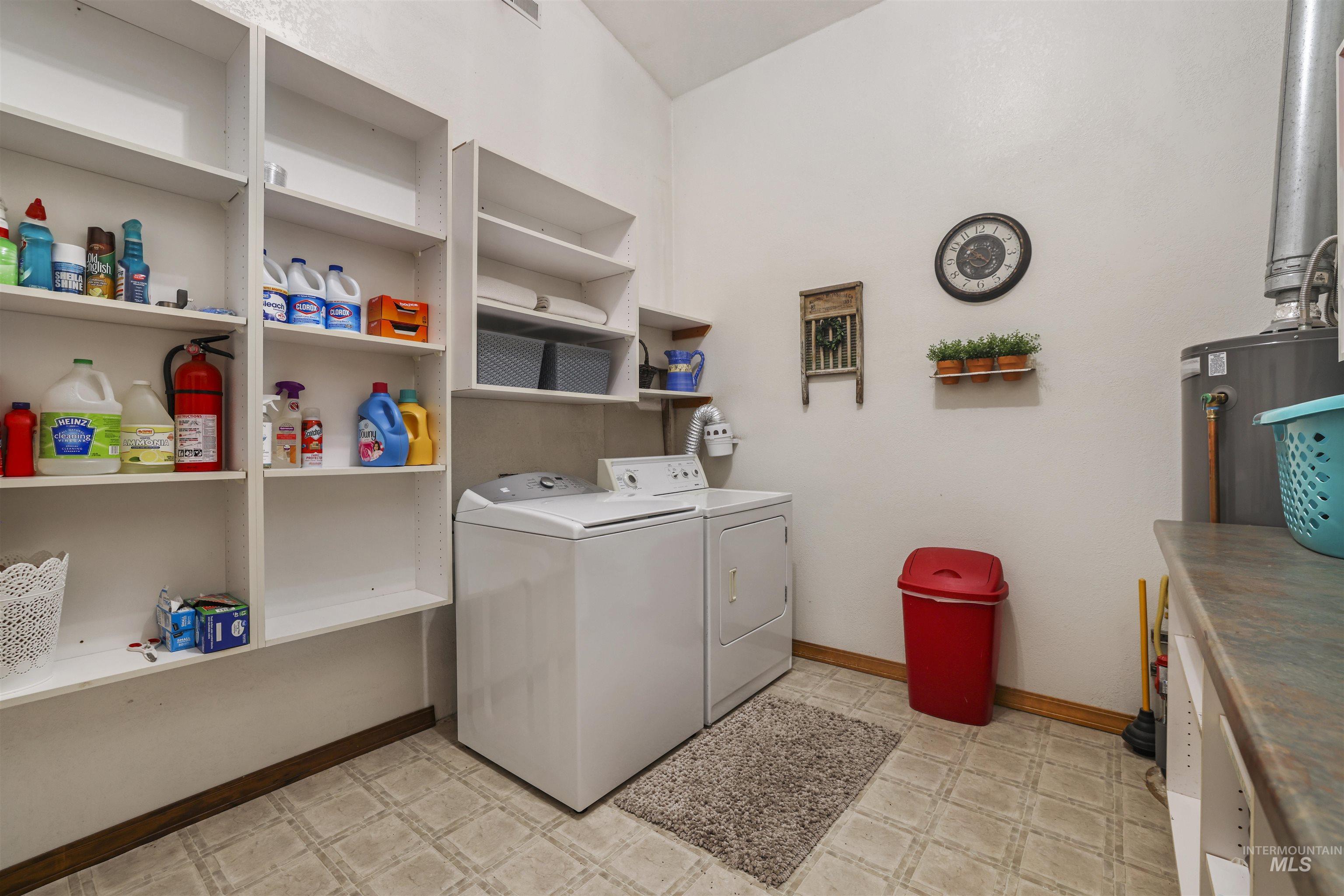 224 E Hoalst Property Photo 23