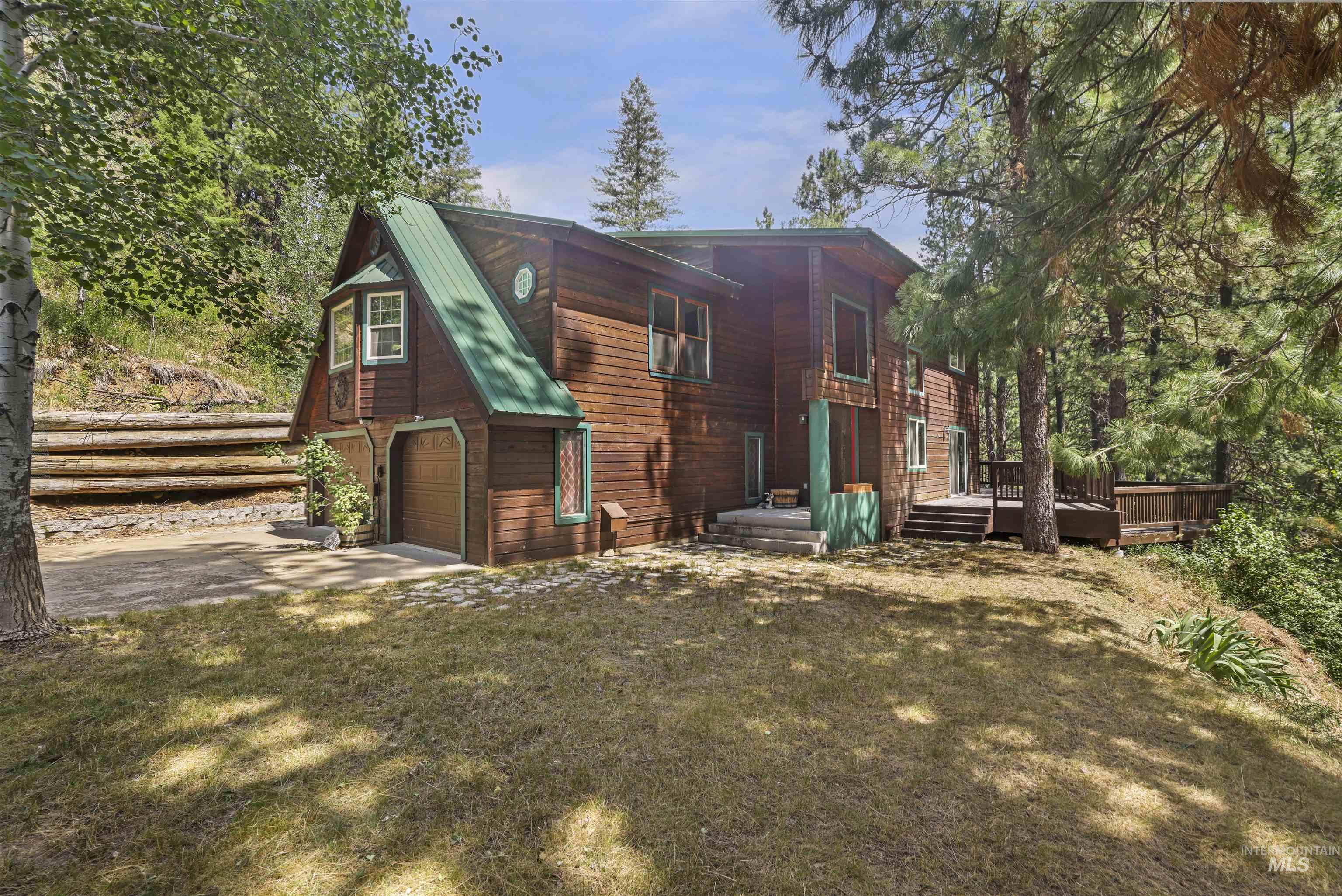 224 E Hoalst Property Photo 39