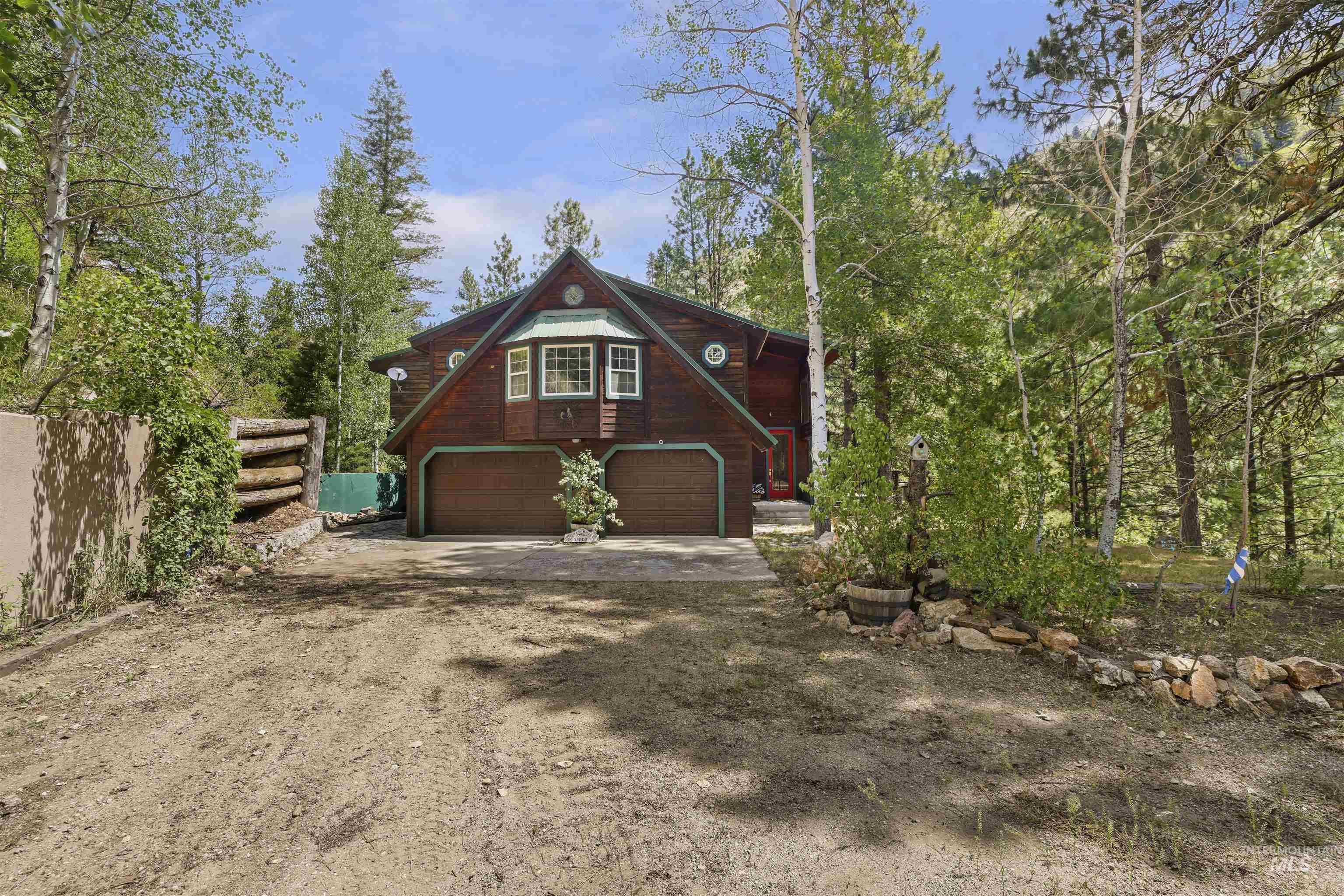 224 E Hoalst Property Photo 41