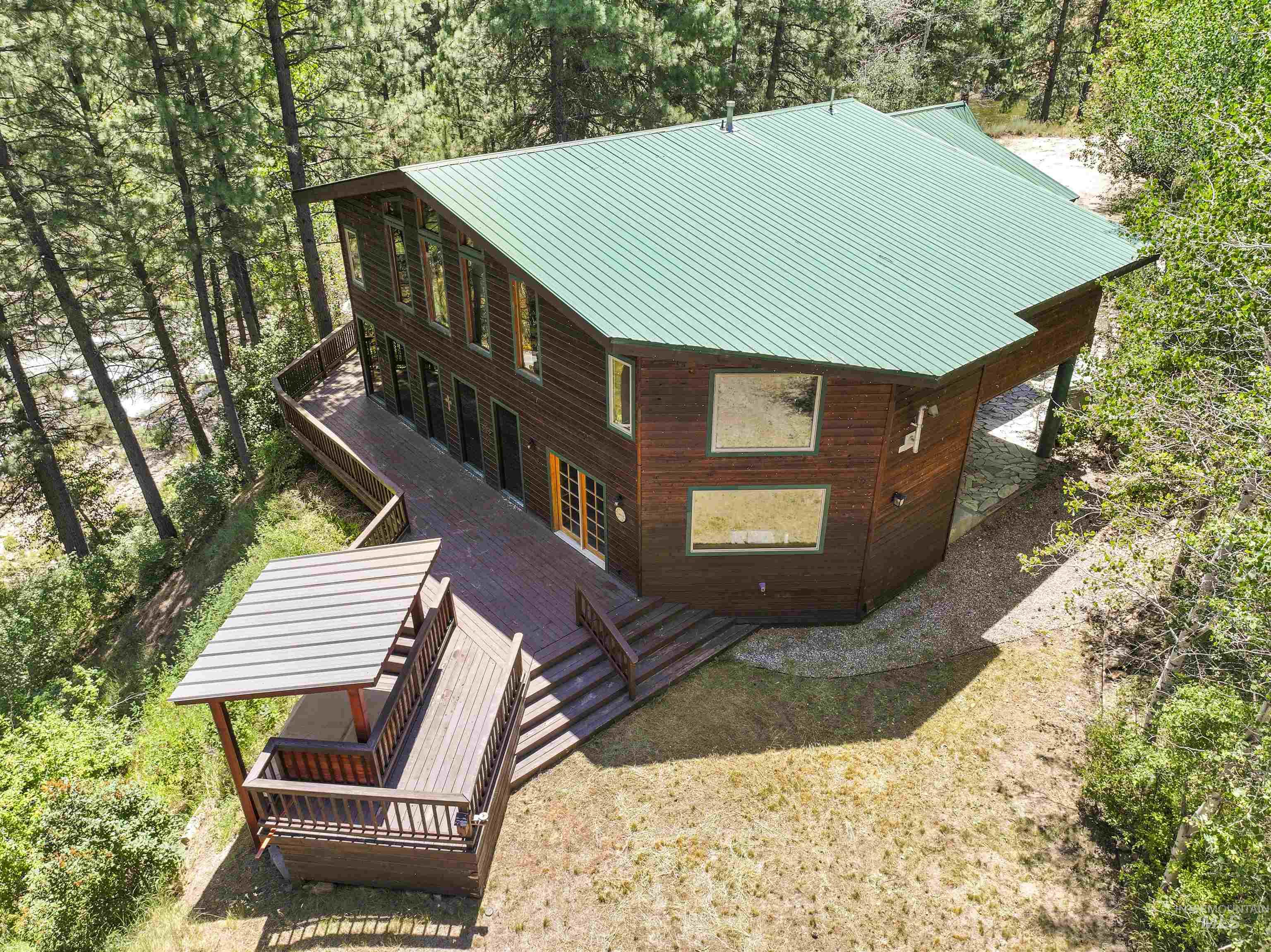224 E Hoalst Property Photo 49