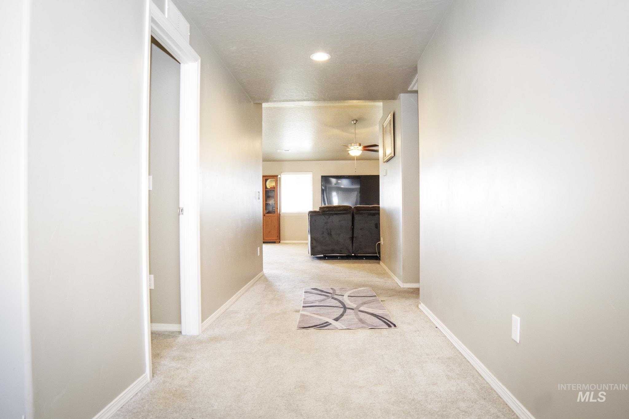 1023 Ryde Ave Property Photo 3