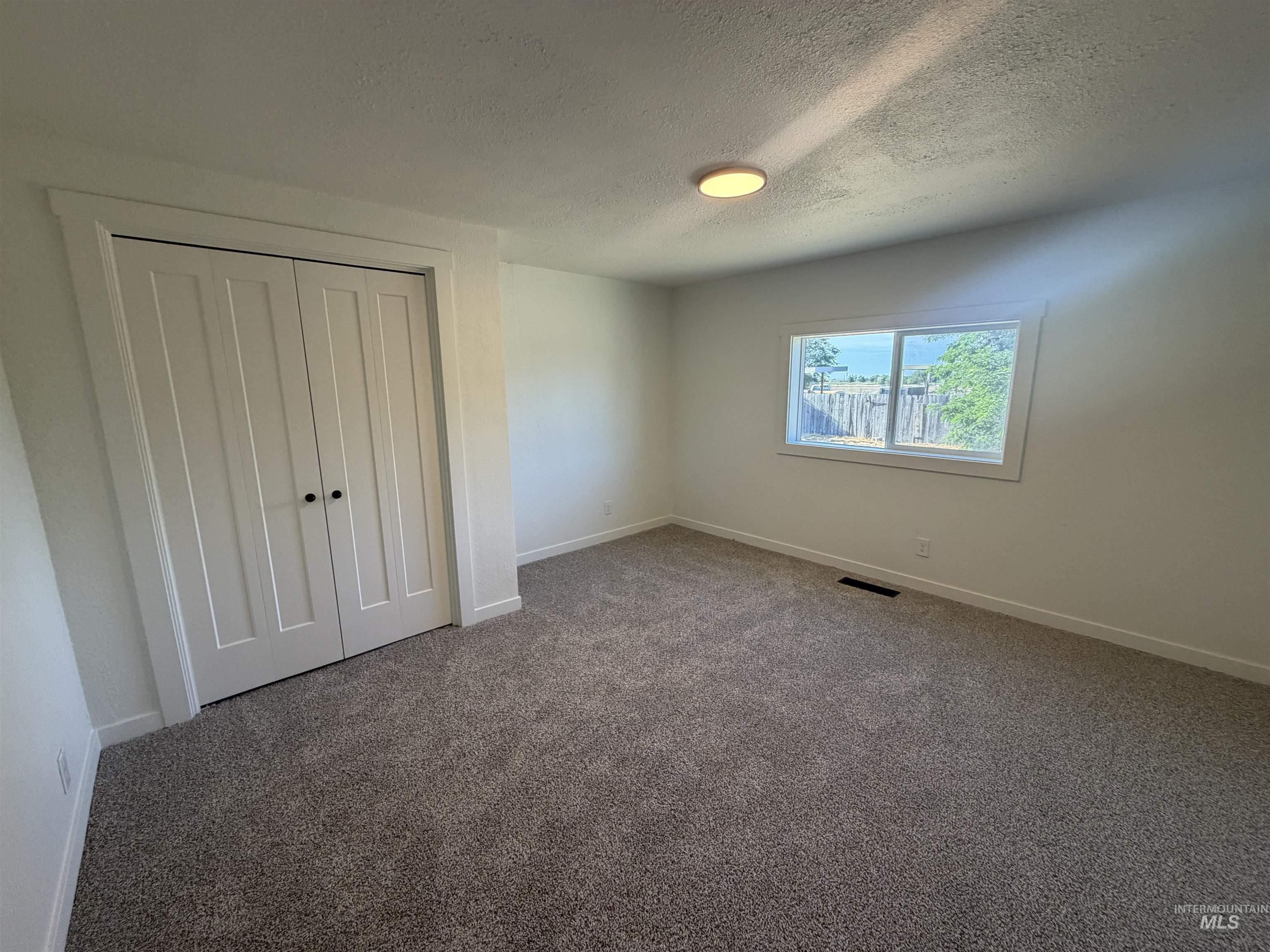 1815 Lincoln Property Photo 8