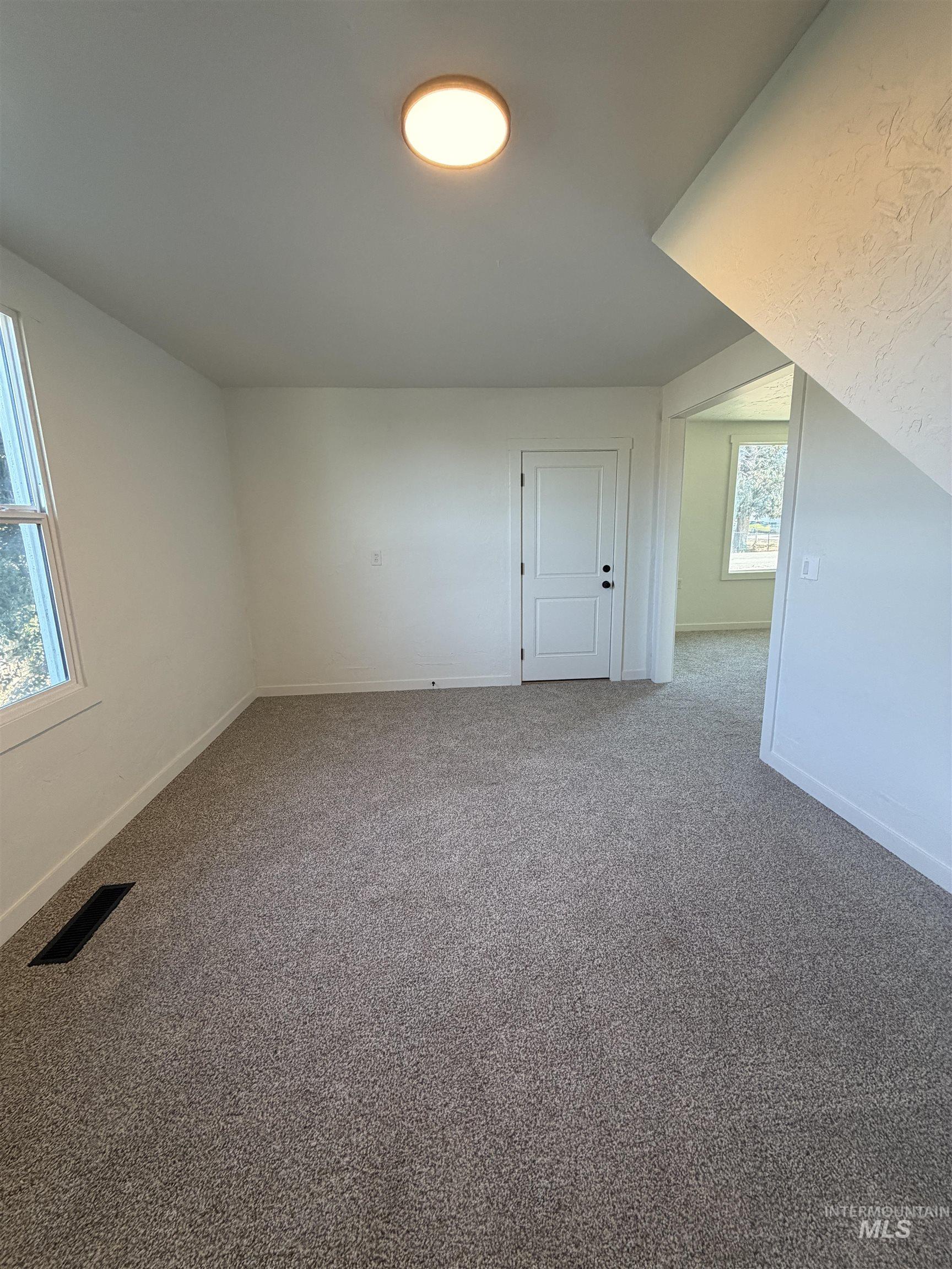 1815 Lincoln Property Photo 11