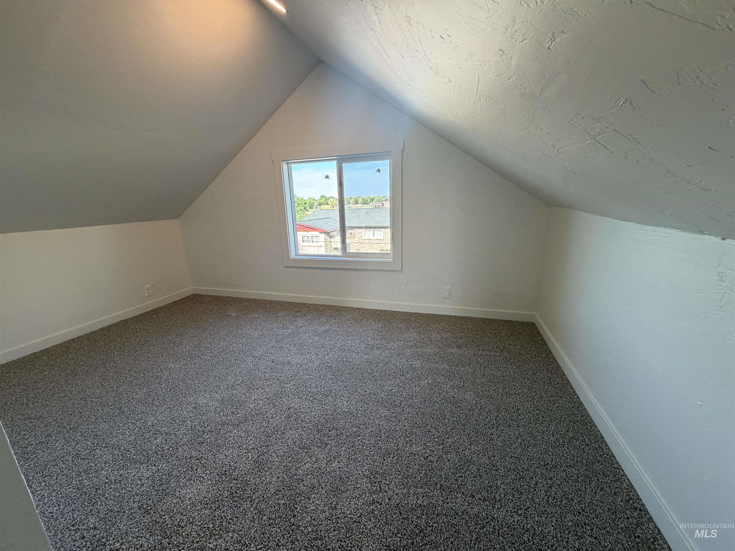 1815 Lincoln Property Photo 13