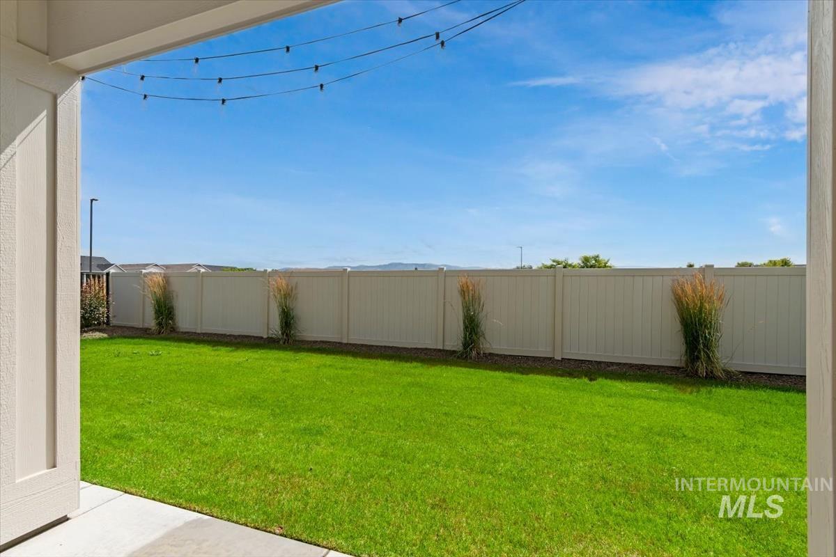 698 N Morning Glory Avenue Property Photo 42