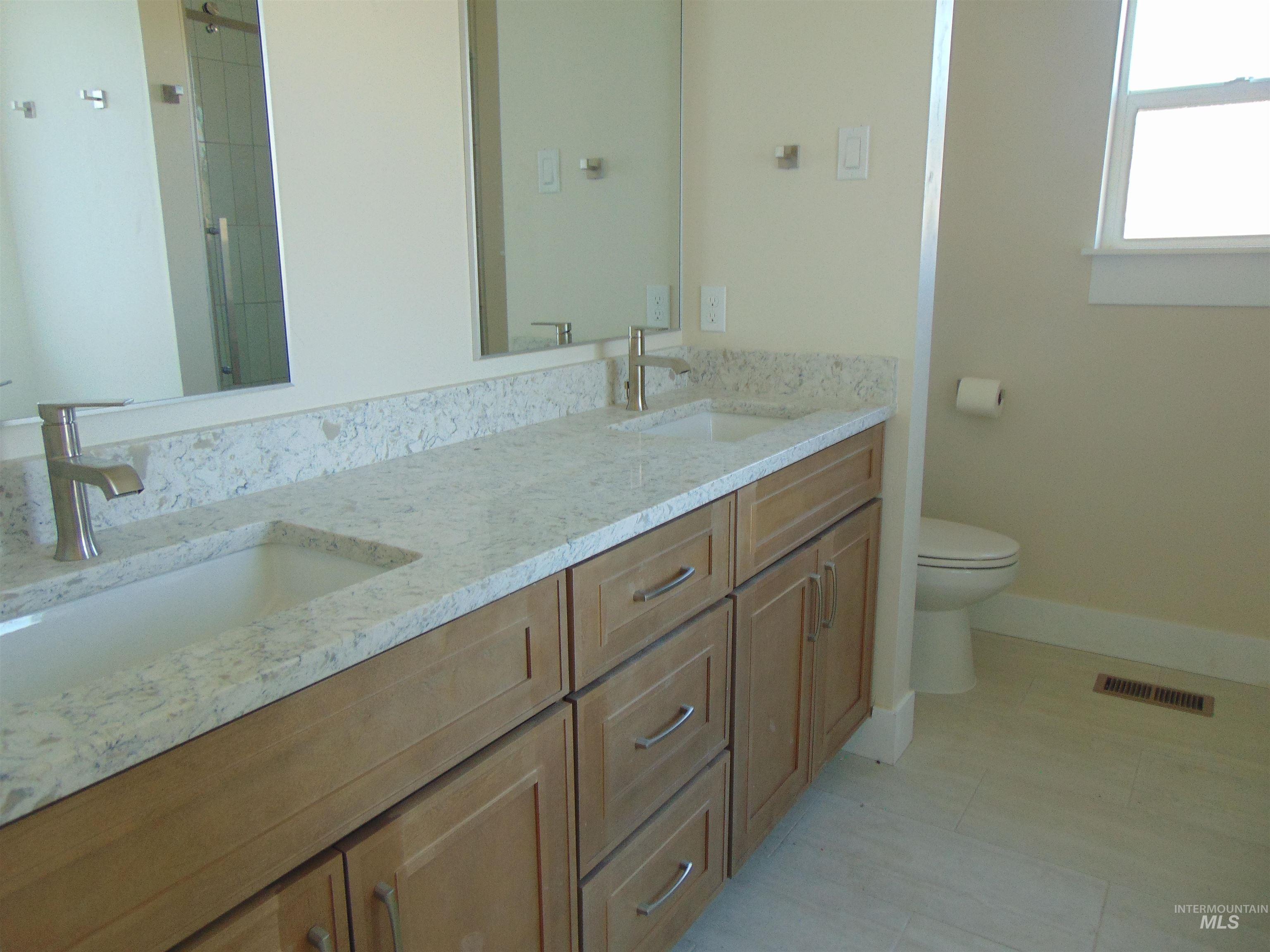 1164 Smith Dr. Property Photo 14