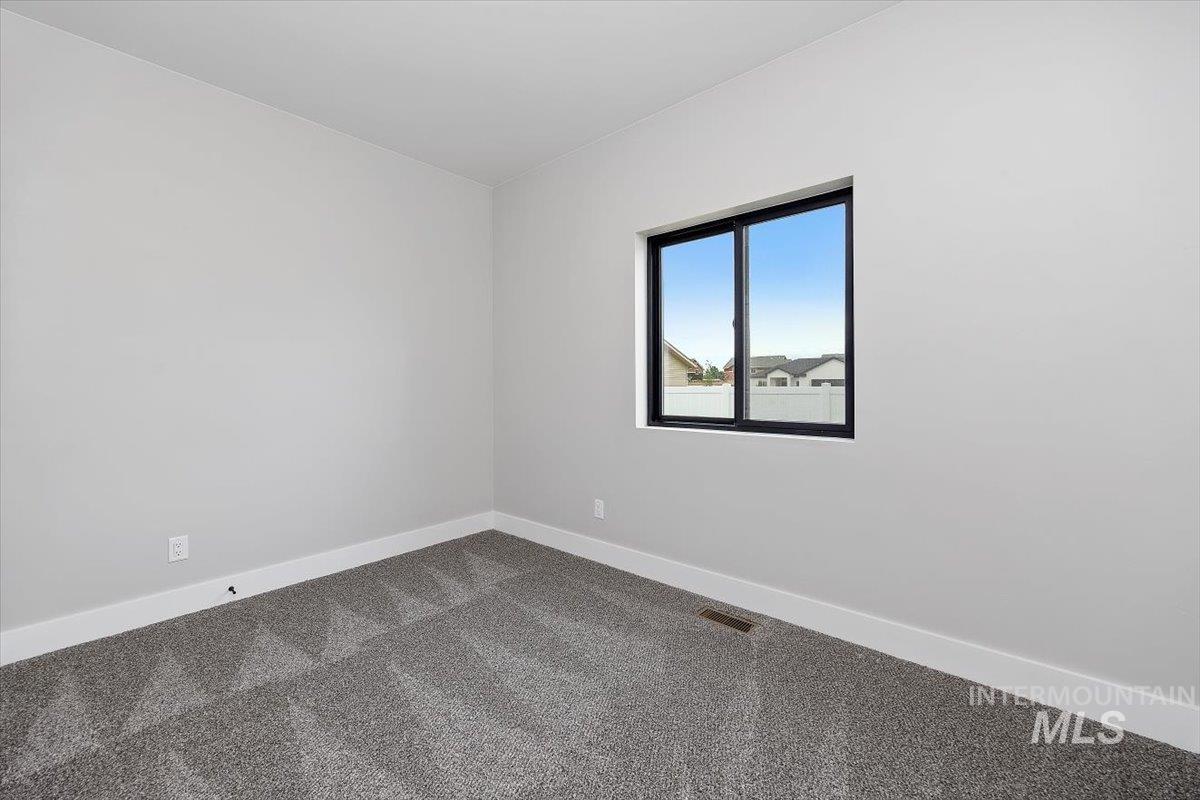 1201 Jade Dr Property Photo 22