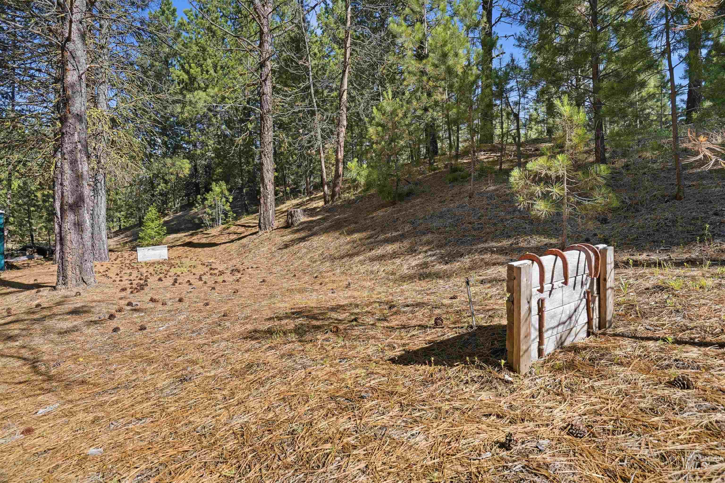 15 Coit Dr Property Photo 16