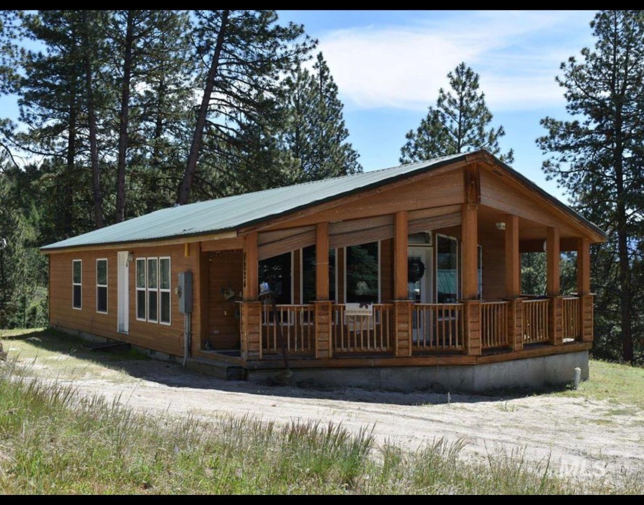 1224 Woodside Rd Property Photo 1