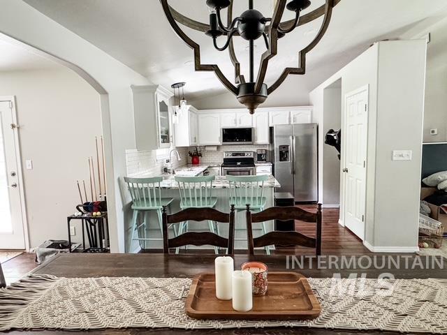 808 O'leary Way Property Photo 11