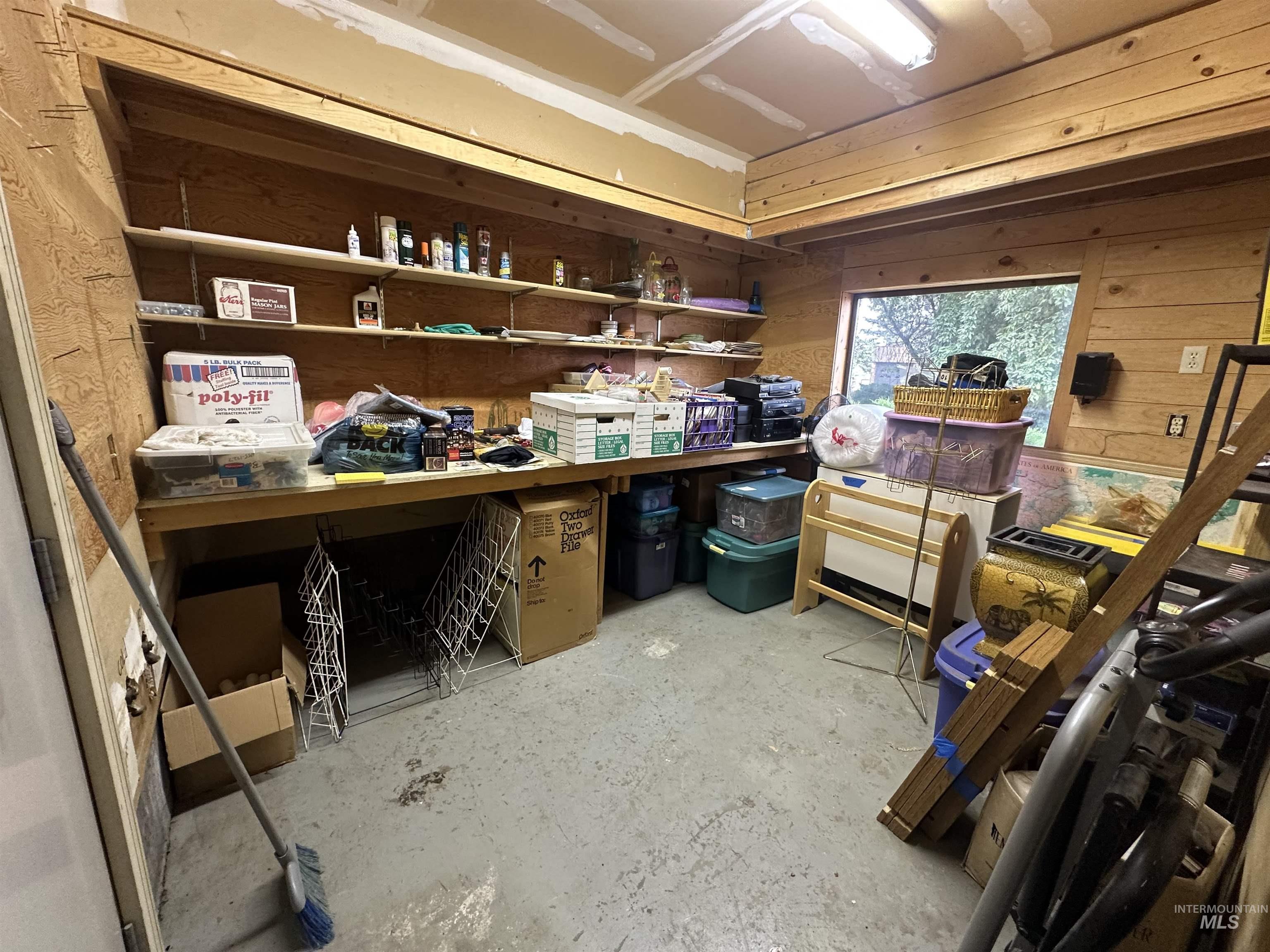 811 Florence Avenue Property Photo 25