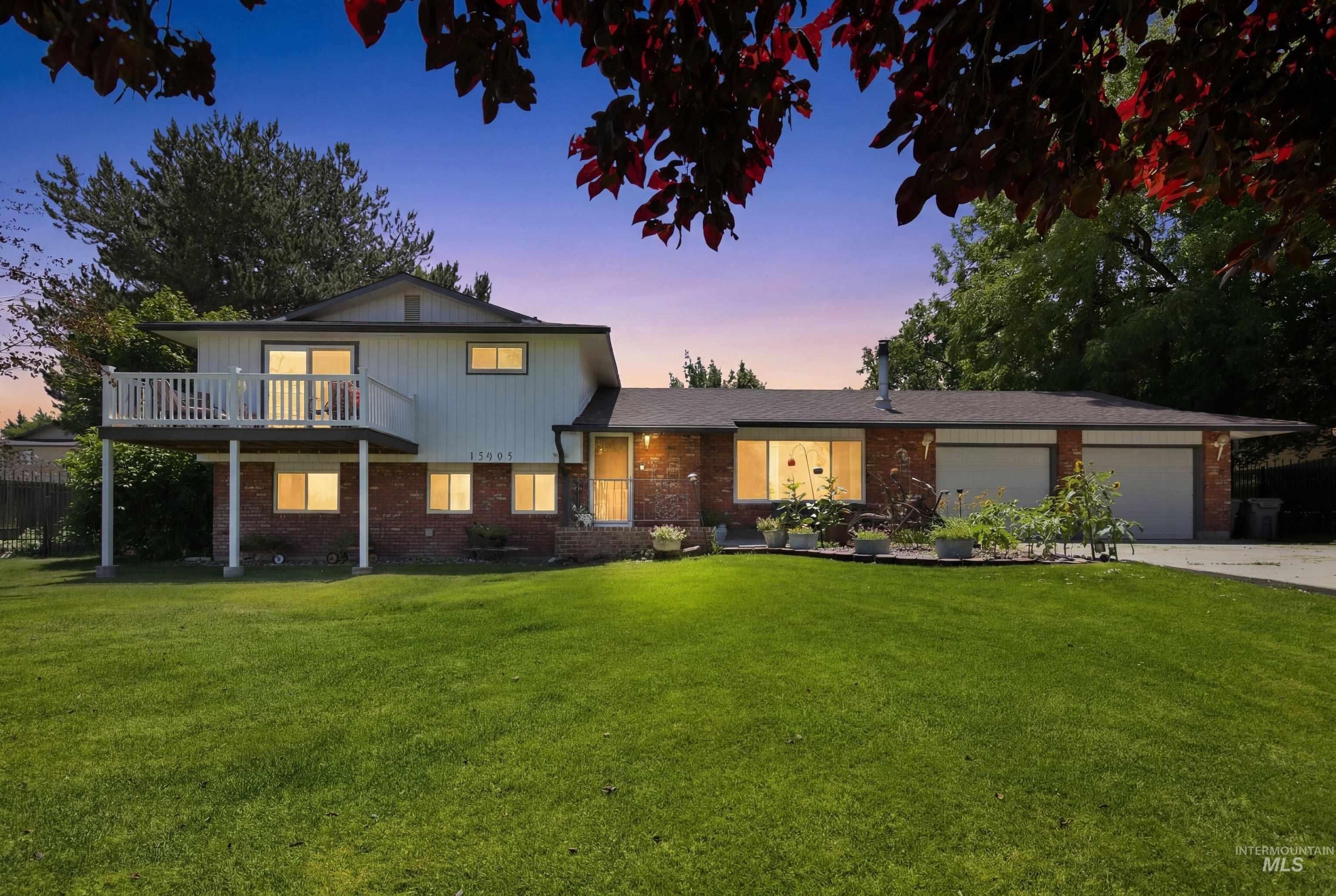 15095 David St