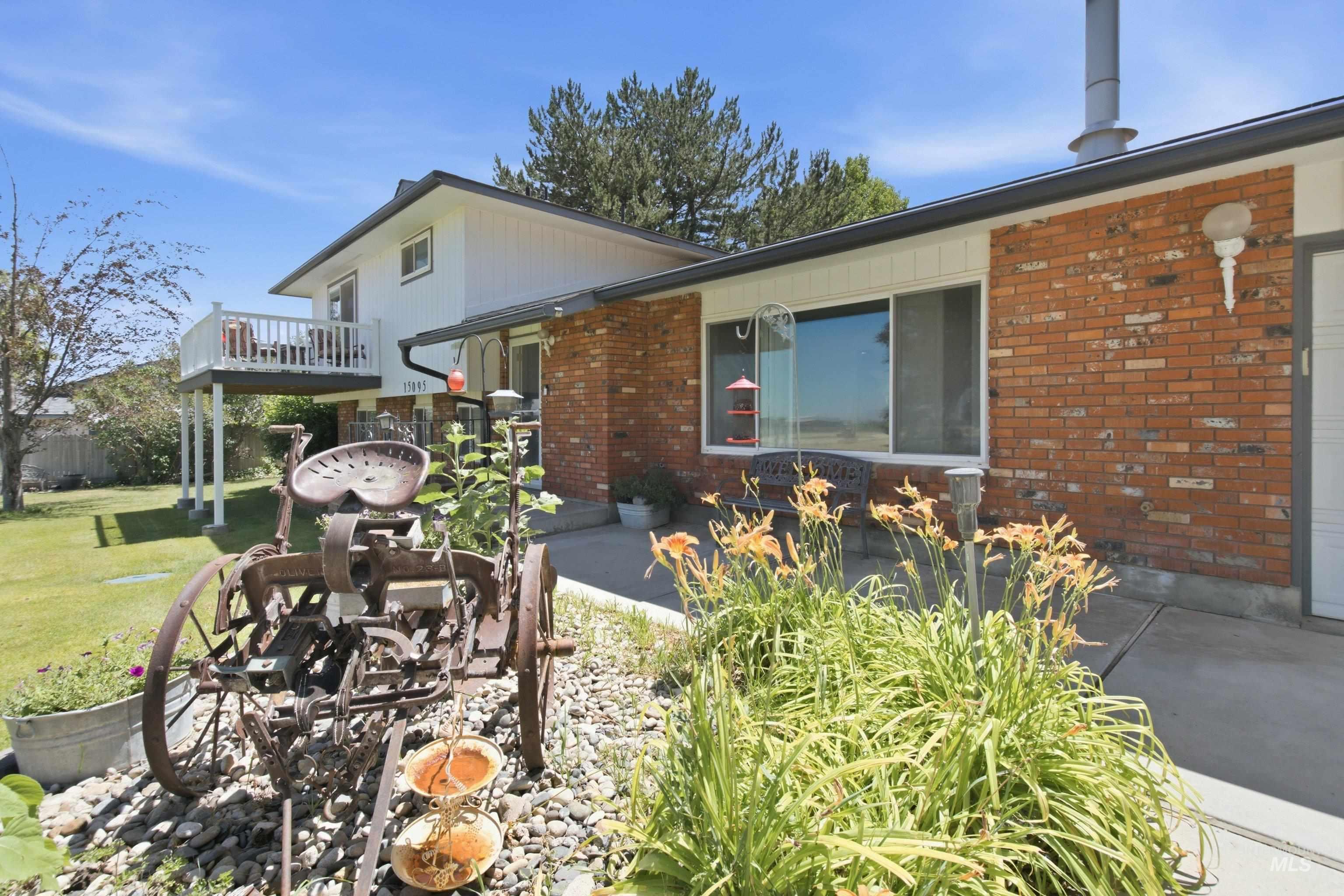 15095 David St Property Photo 7