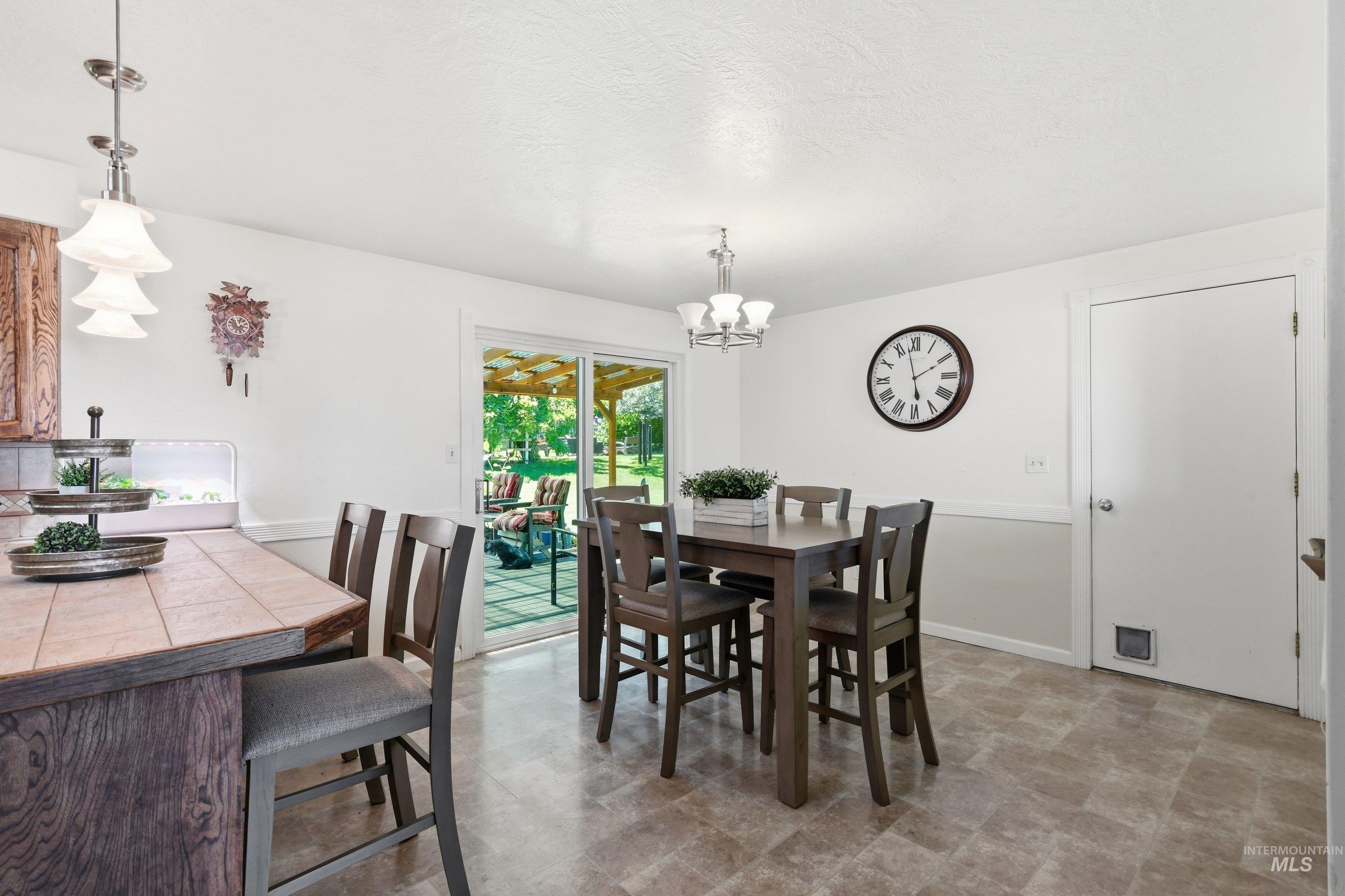 15095 David St Property Photo 13