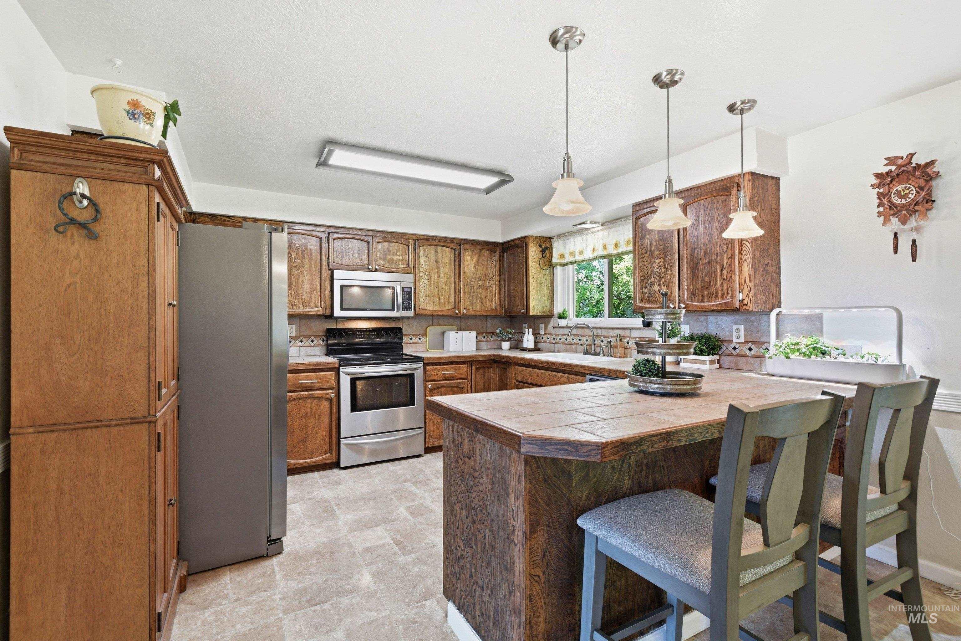15095 David St Property Photo 14