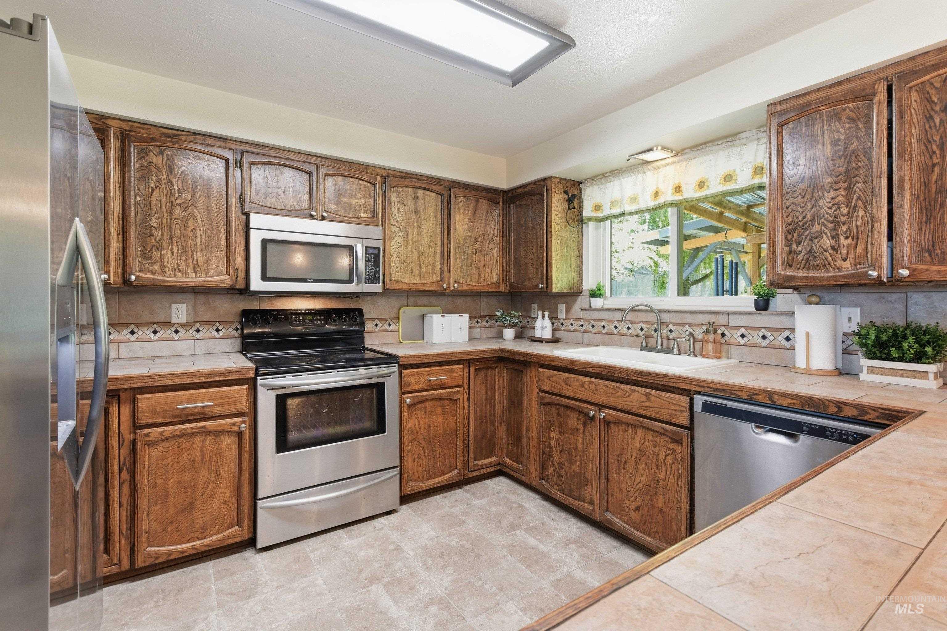 15095 David St Property Photo 15
