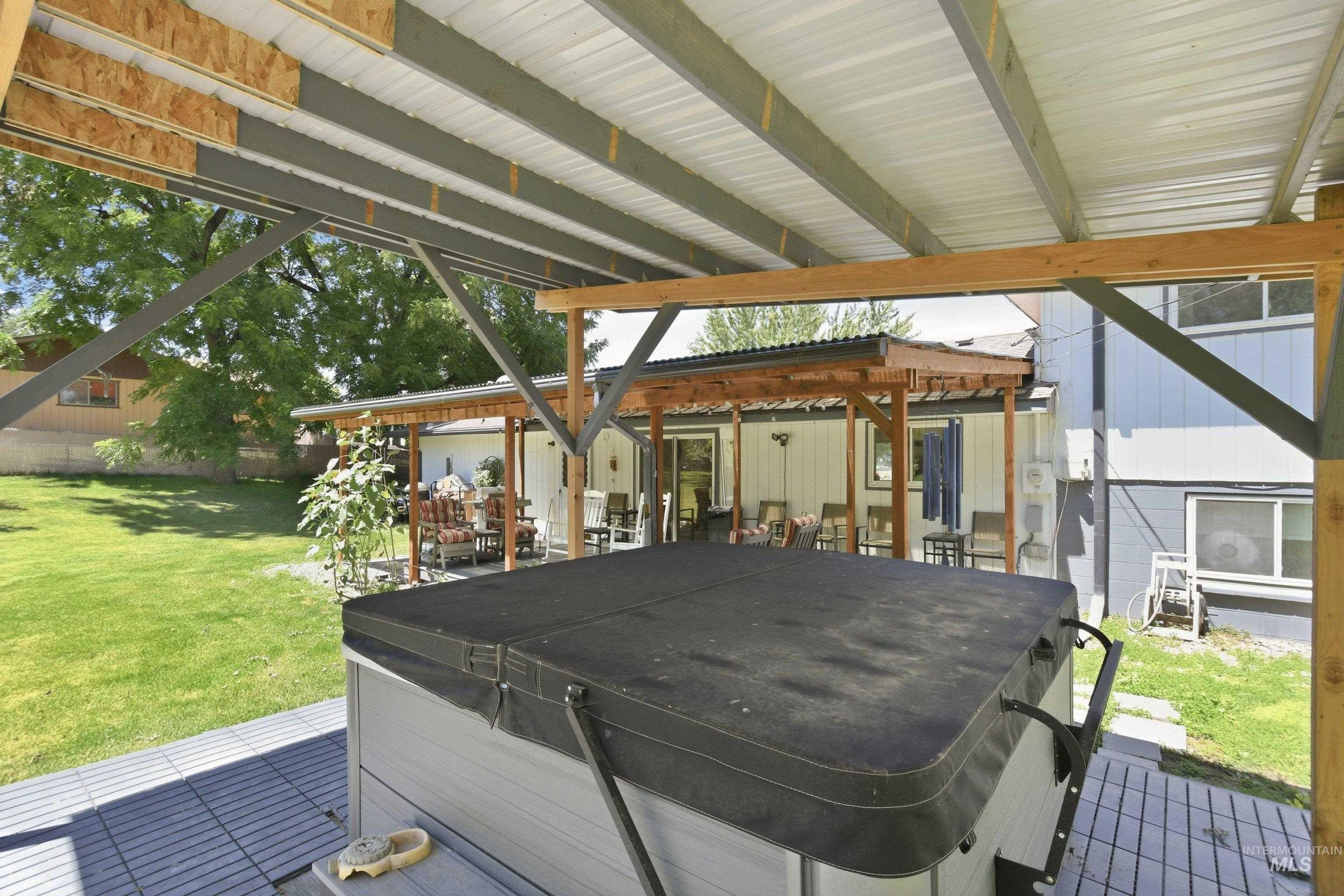 15095 David St Property Photo 29