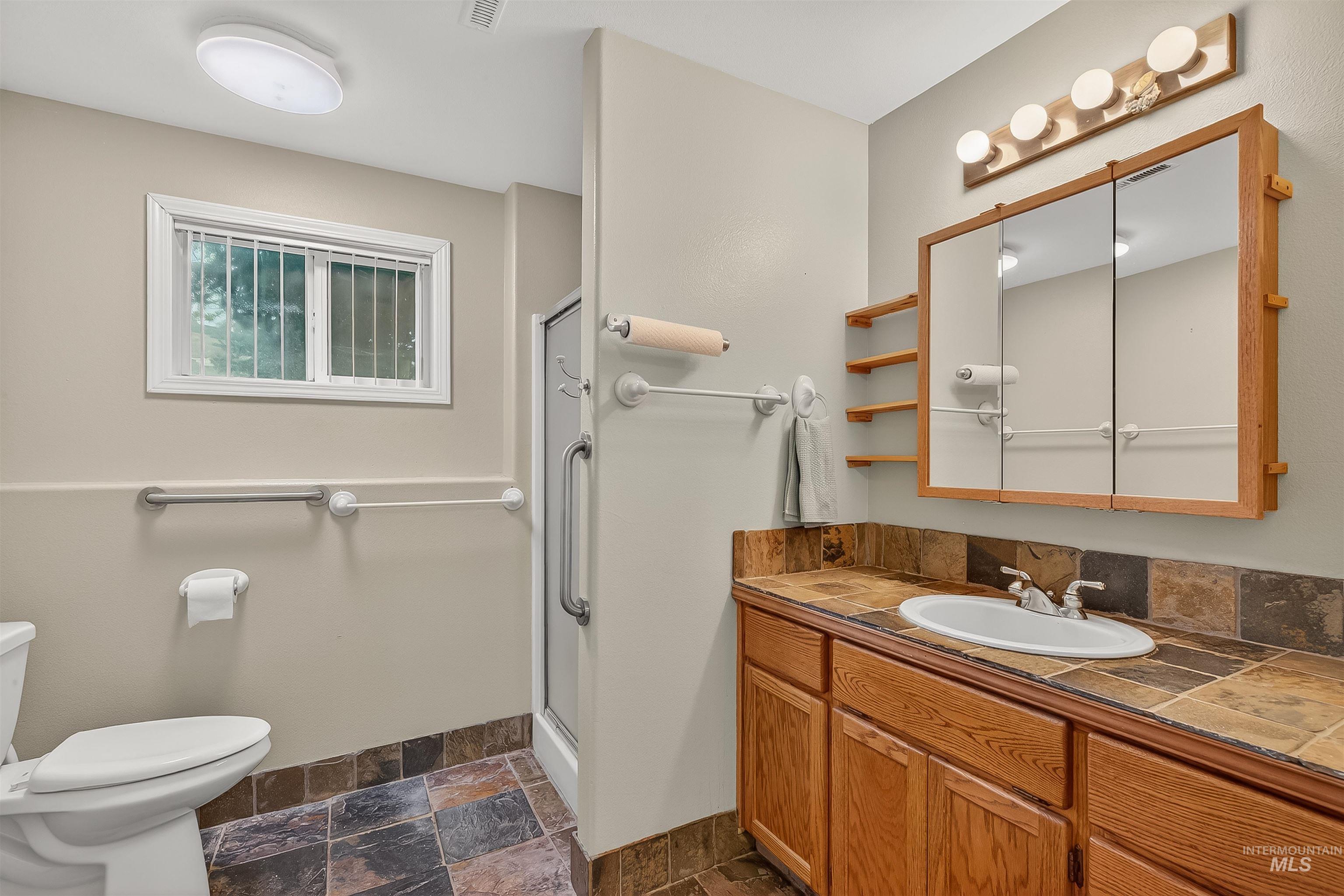1373 Toby Lane Property Photo 14