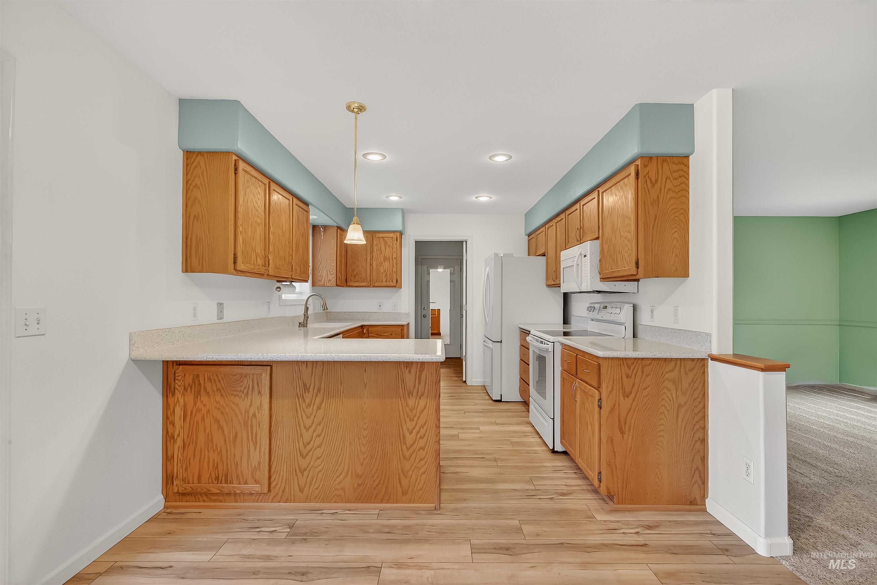 1373 Toby Lane Property Photo 33