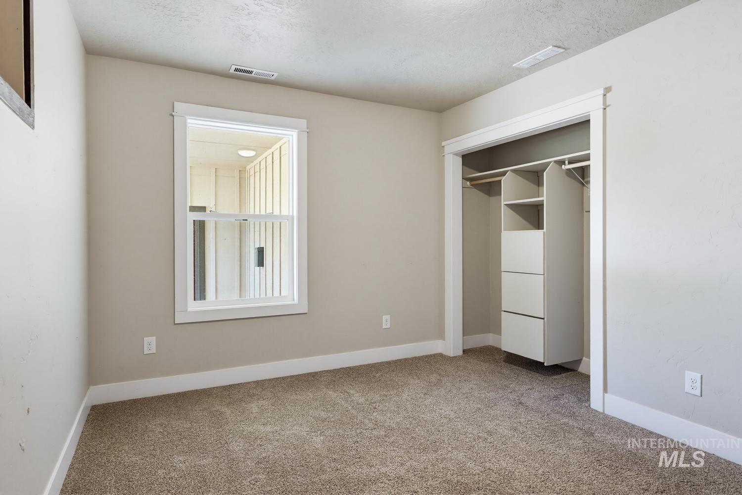 2588 Market Rd Property Photo 28