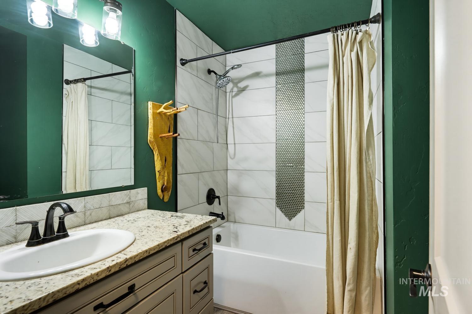 2588 Market Rd Property Photo 30
