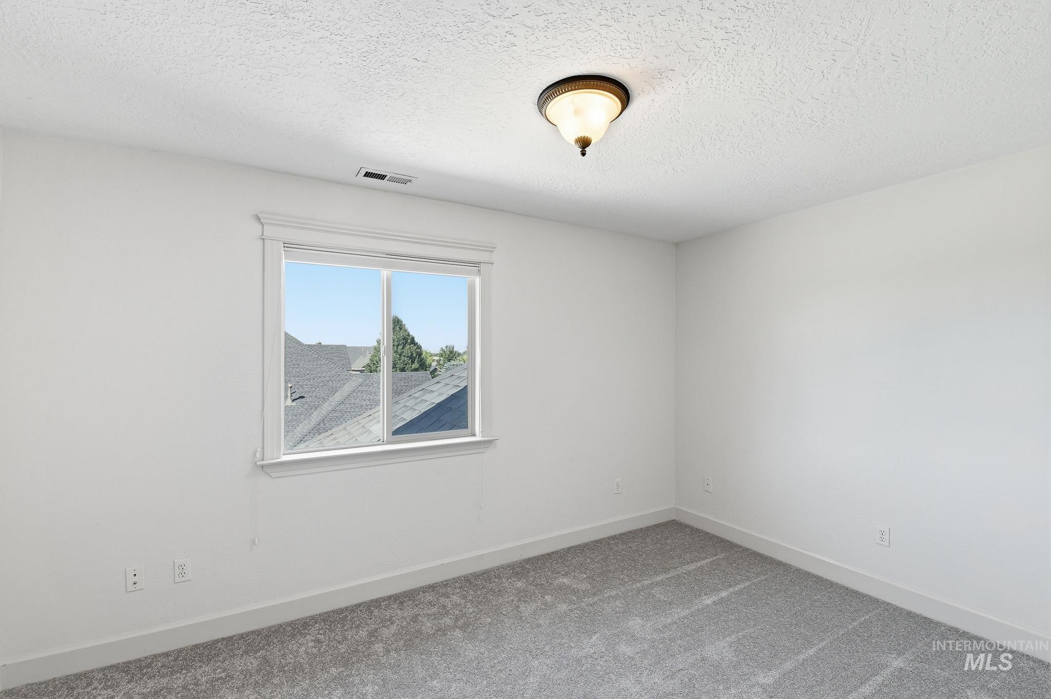 2813 S Bayhill Ct Property Photo 20