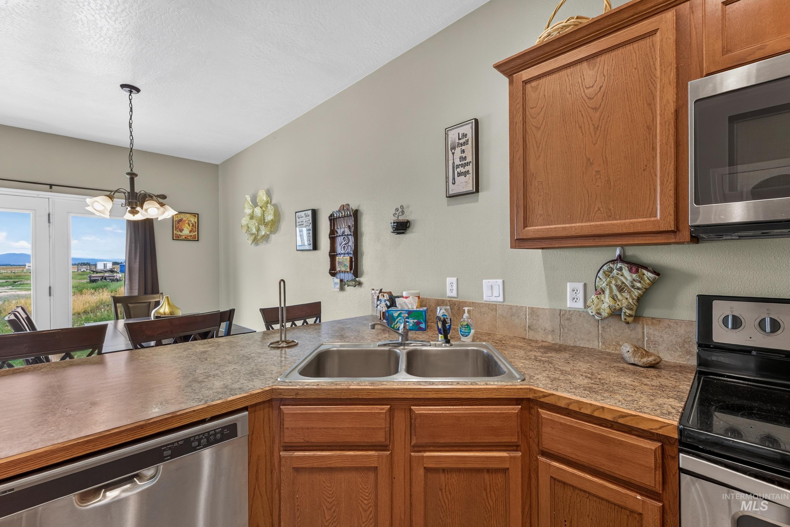 34 Mangum Circle Property Photo 14