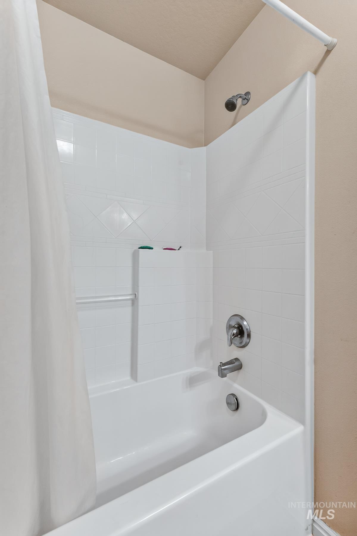 34 Mangum Circle Property Photo 33