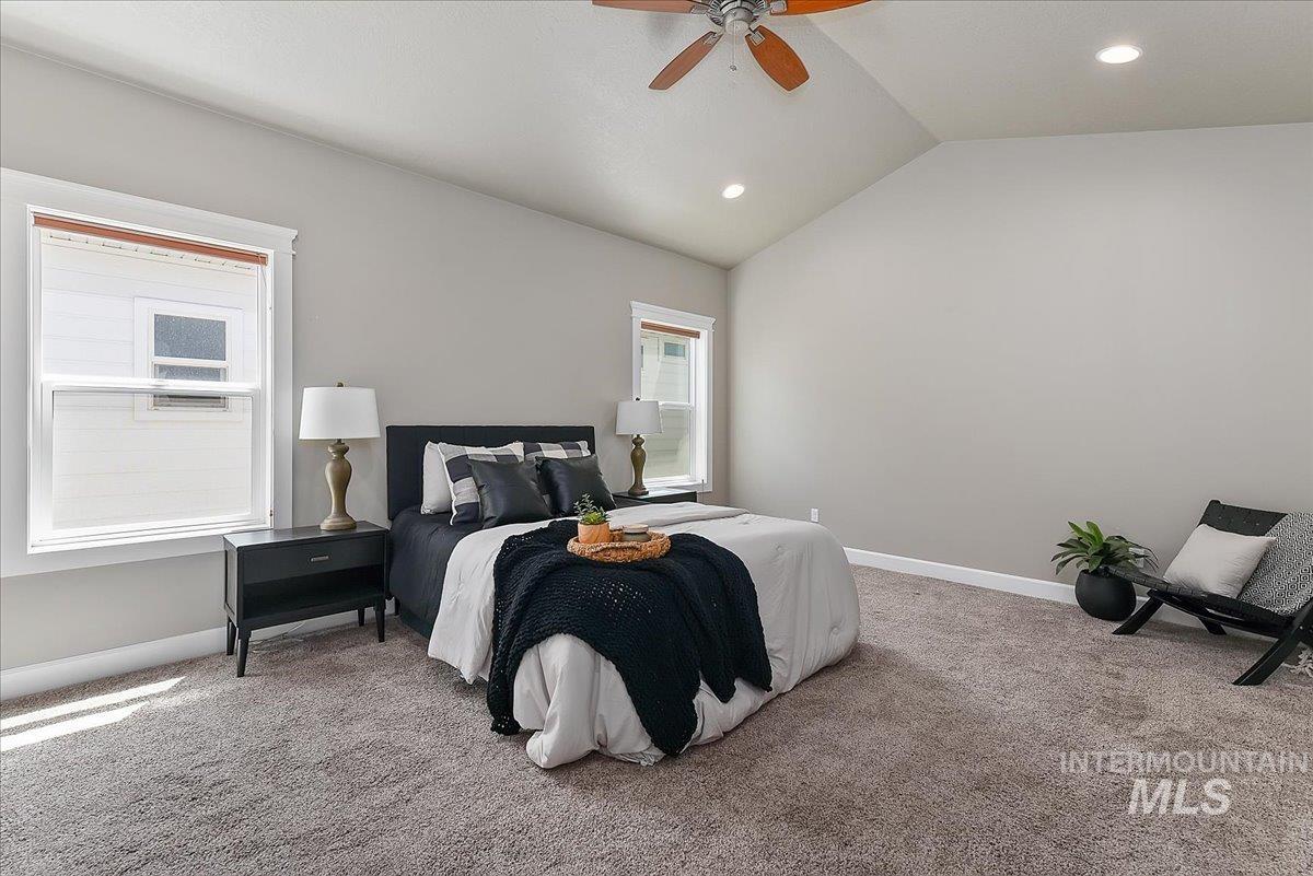 1484 E Summerplace St. Property Photo 11