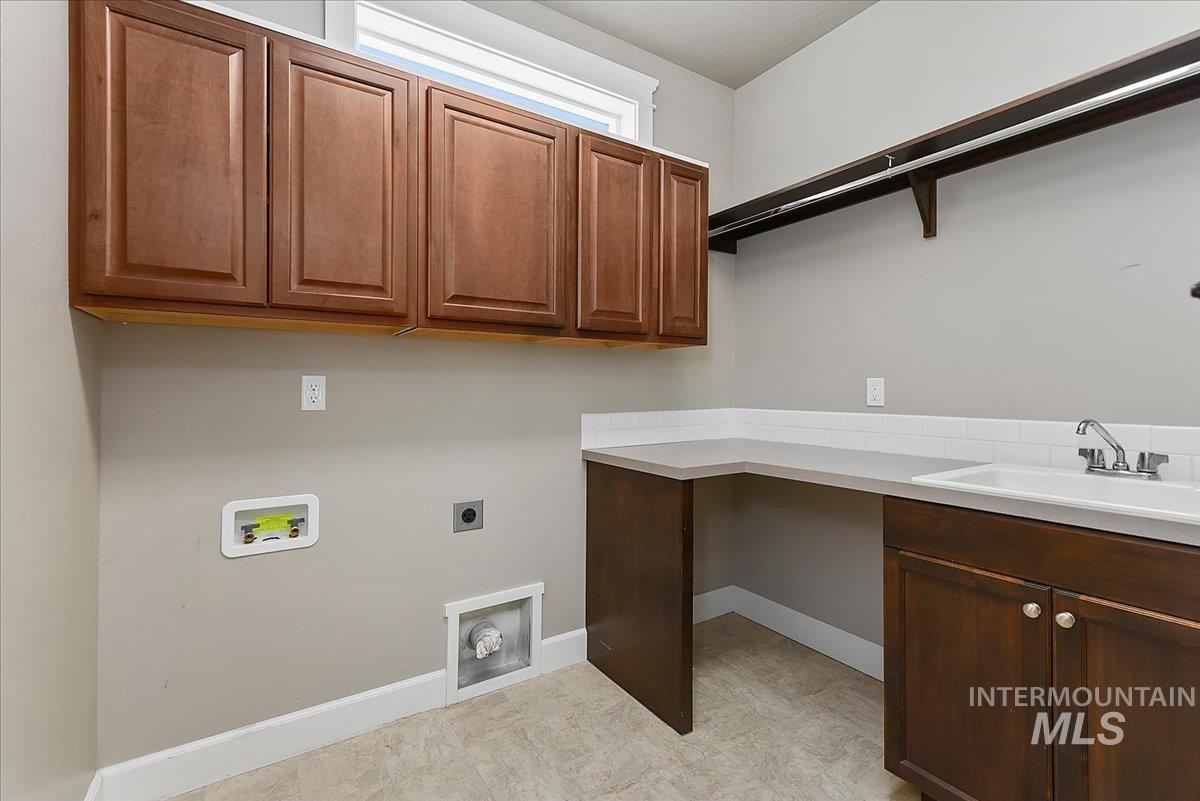 1484 E Summerplace St. Property Photo 17