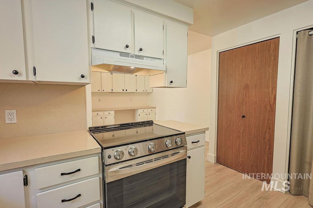 640 Morrison Street Property Photo 12