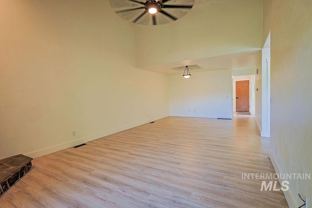 640 Morrison Street Property Photo 17