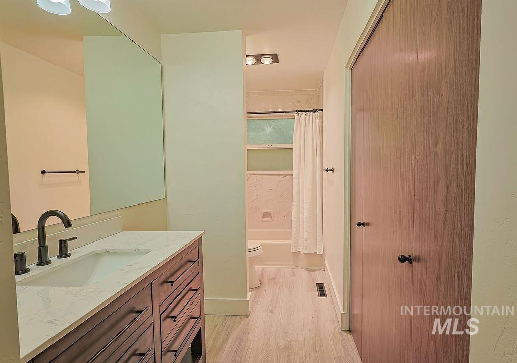 640 Morrison Street Property Photo 24