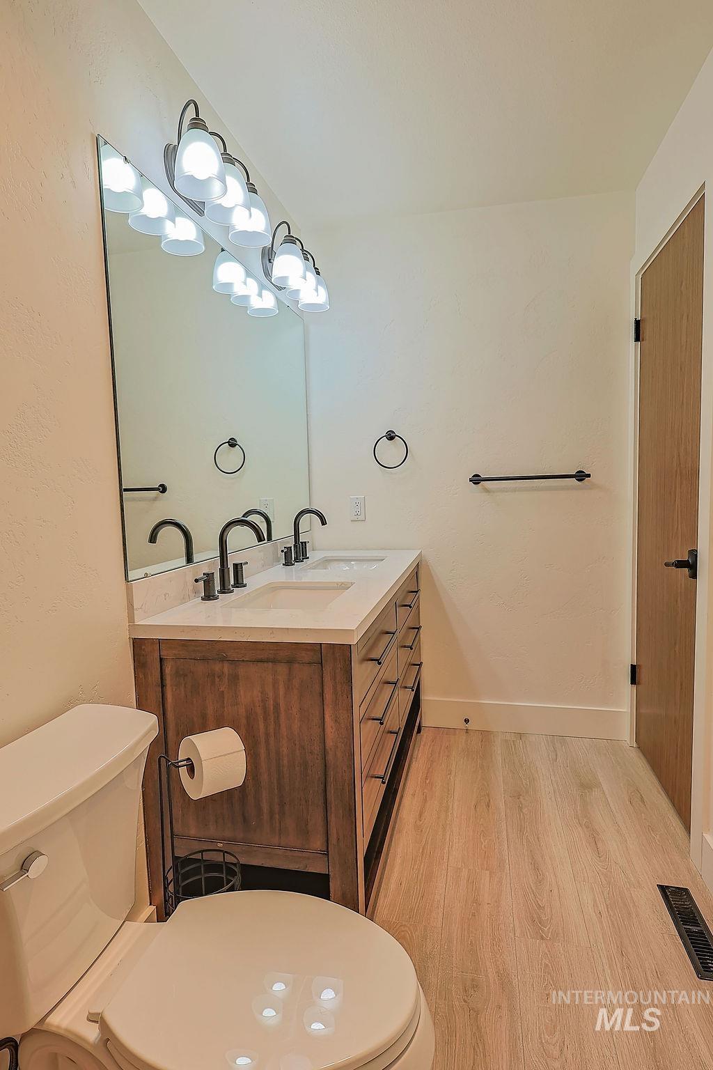 640 Morrison Street Property Photo 28