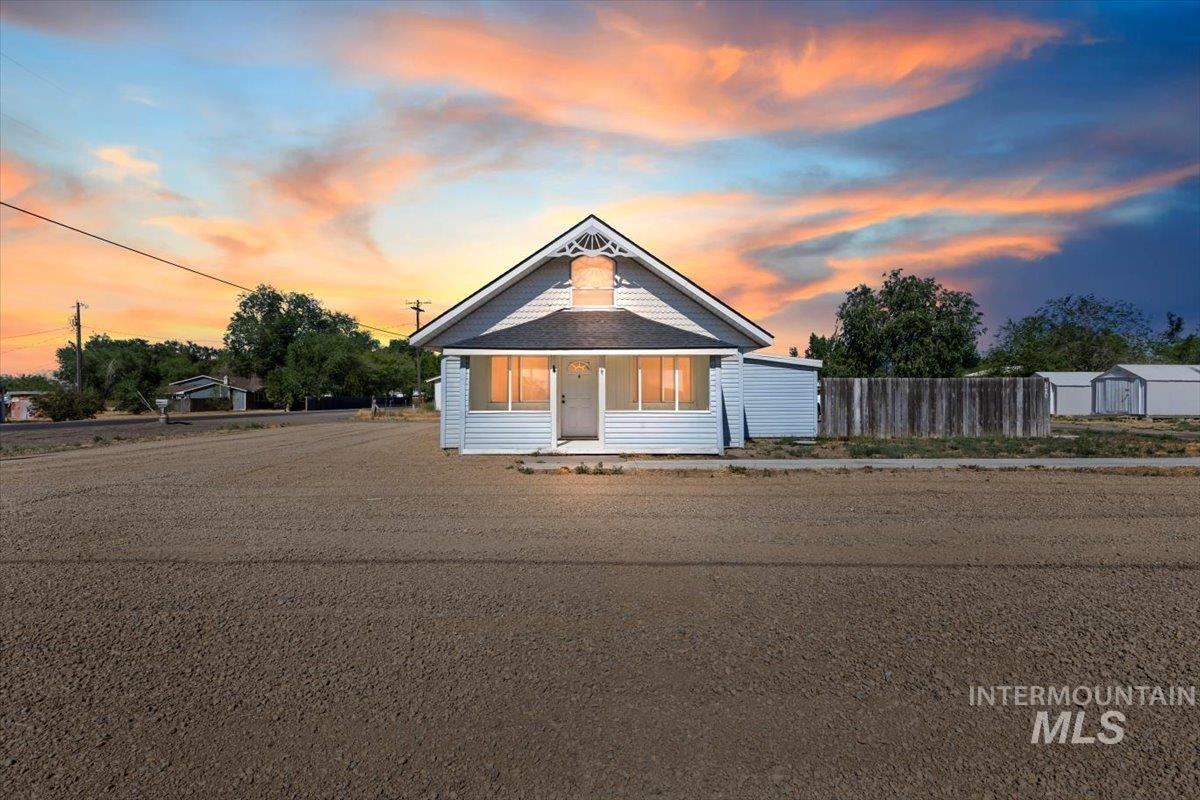 2415 Canyon Creek Rd Property Photo 1