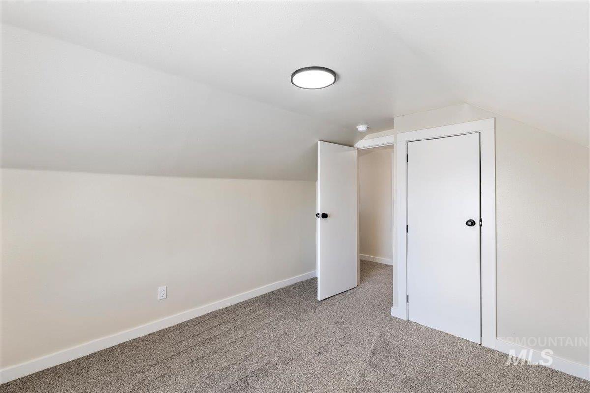 2415 Canyon Creek Rd Property Photo 20