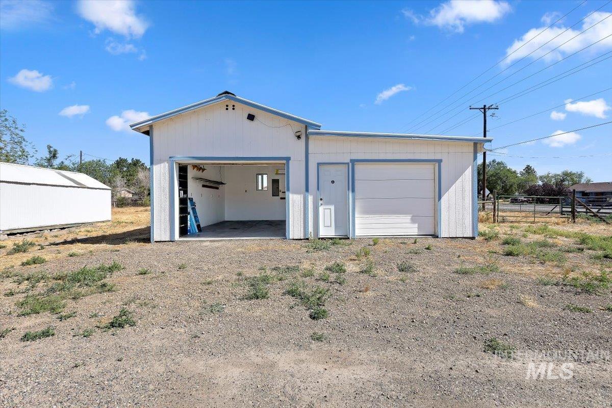 2415 Canyon Creek Rd Property Photo 32