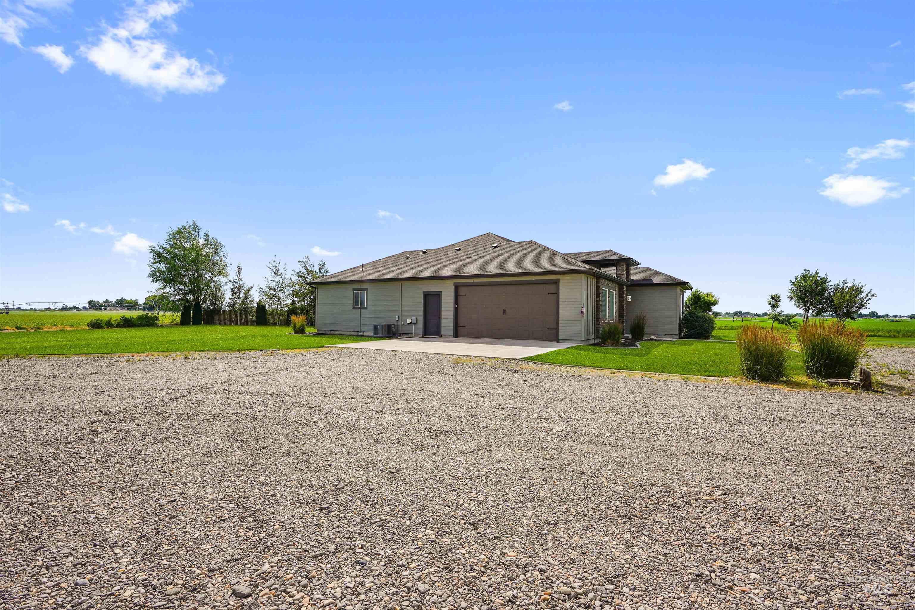 69 S 200 E Property Photo 21
