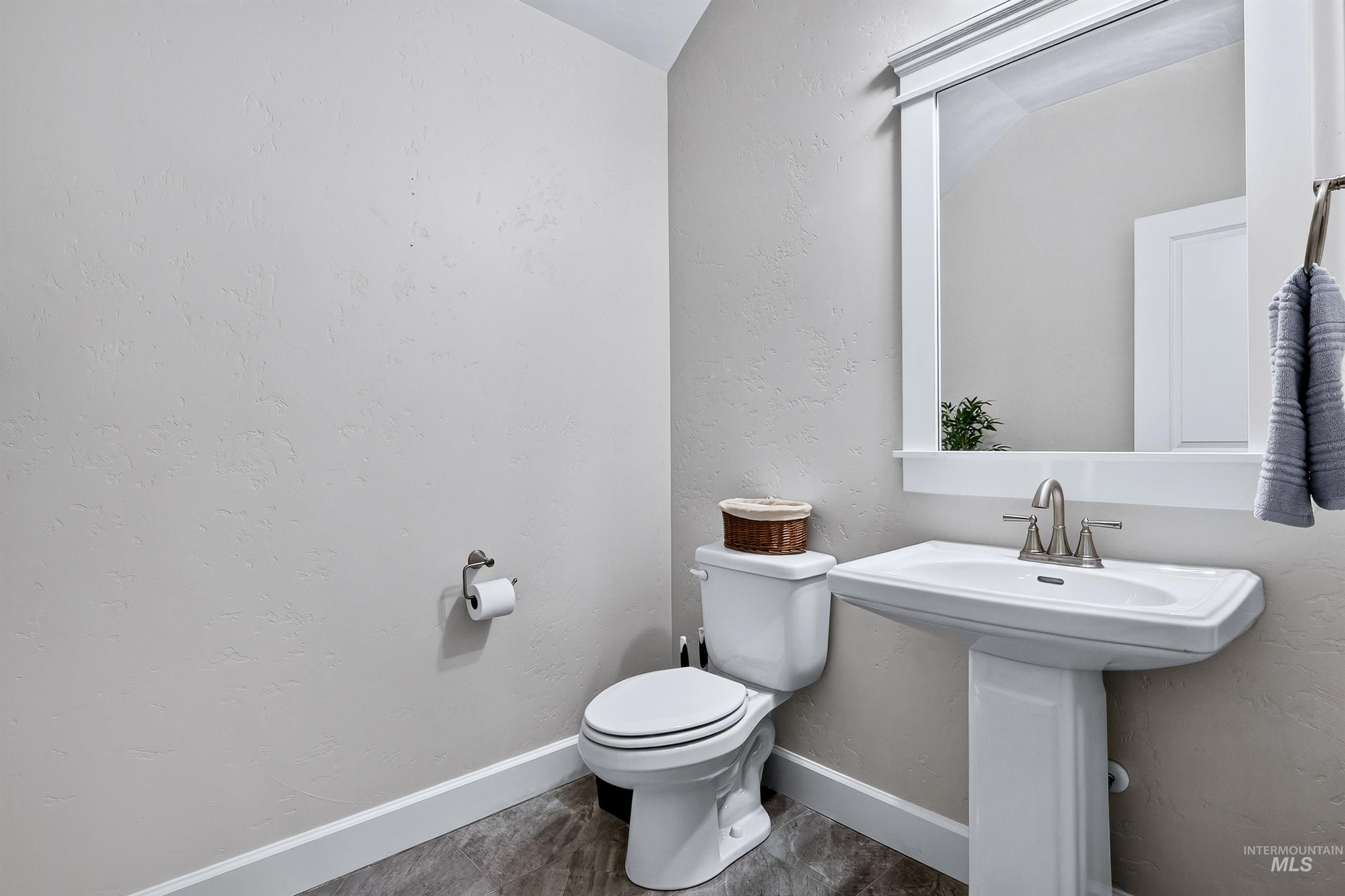 12091 S Aves Place Property Photo 25