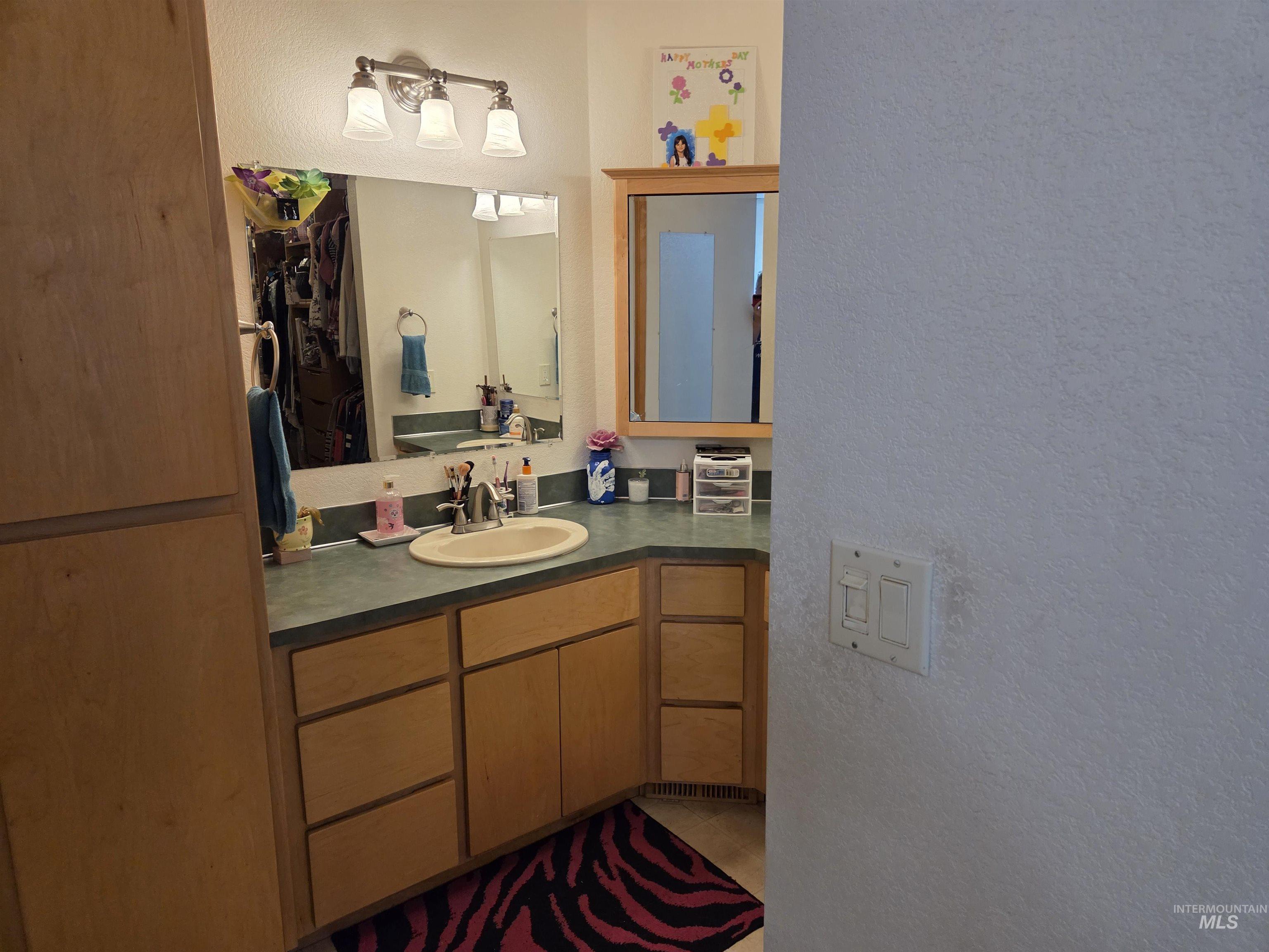 1829 Birch Avenue Property Photo 34