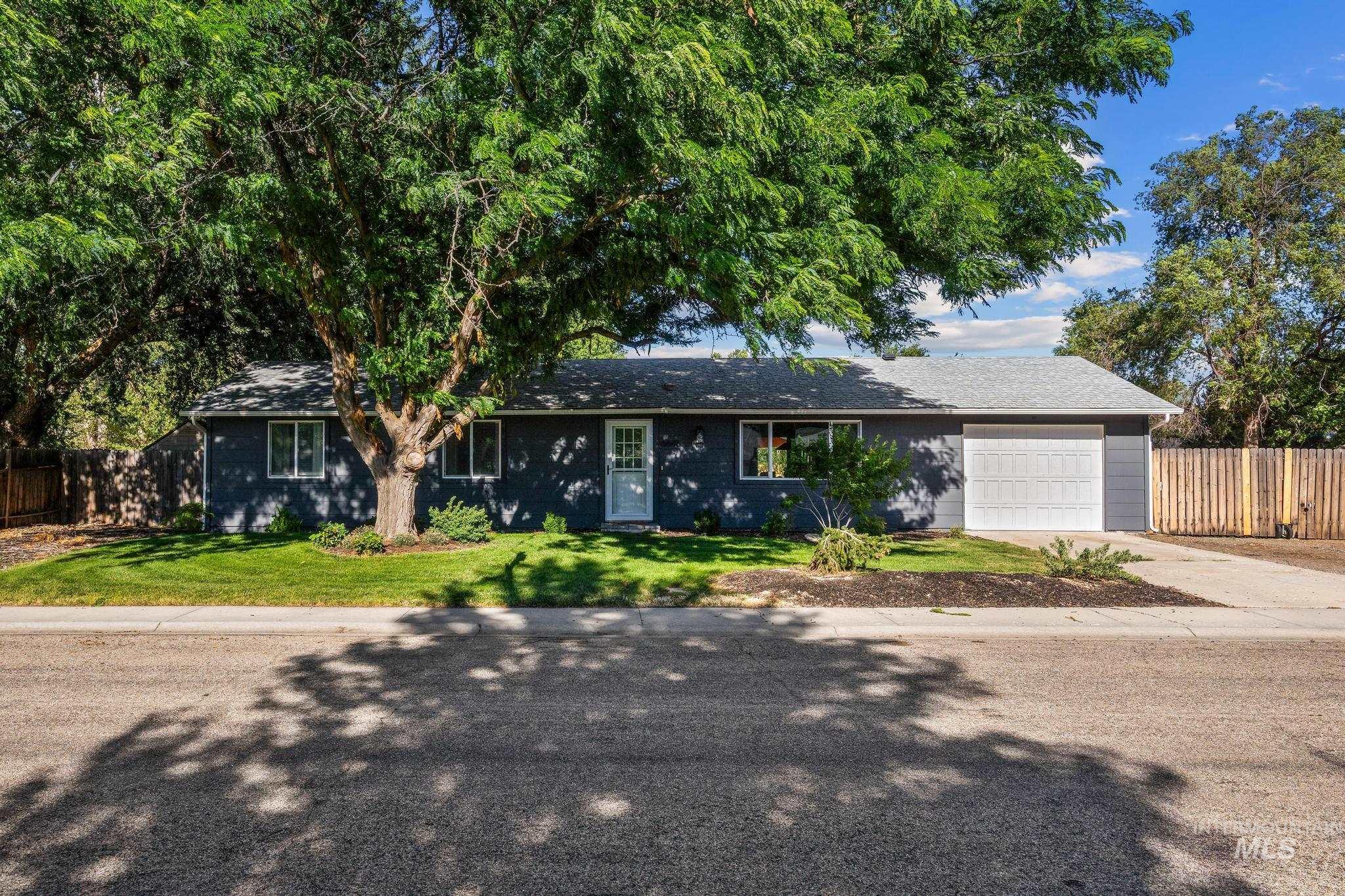 6646 S Ruddsdale Ave Property Photo 1