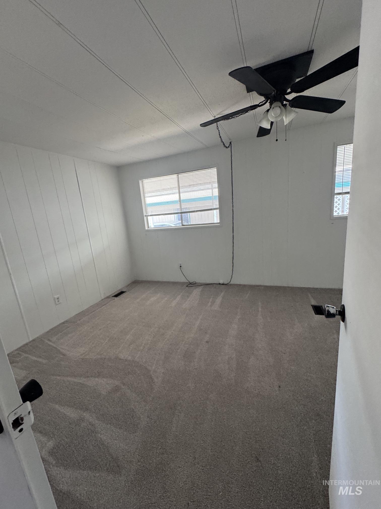 10621 W Abram Ln Property Photo 4