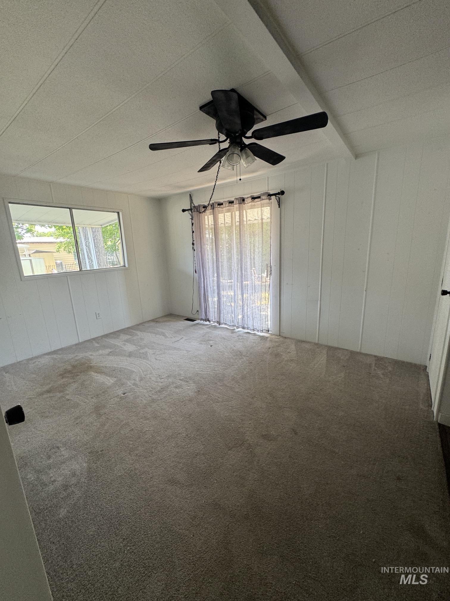 10621 W Abram Ln Property Photo 7