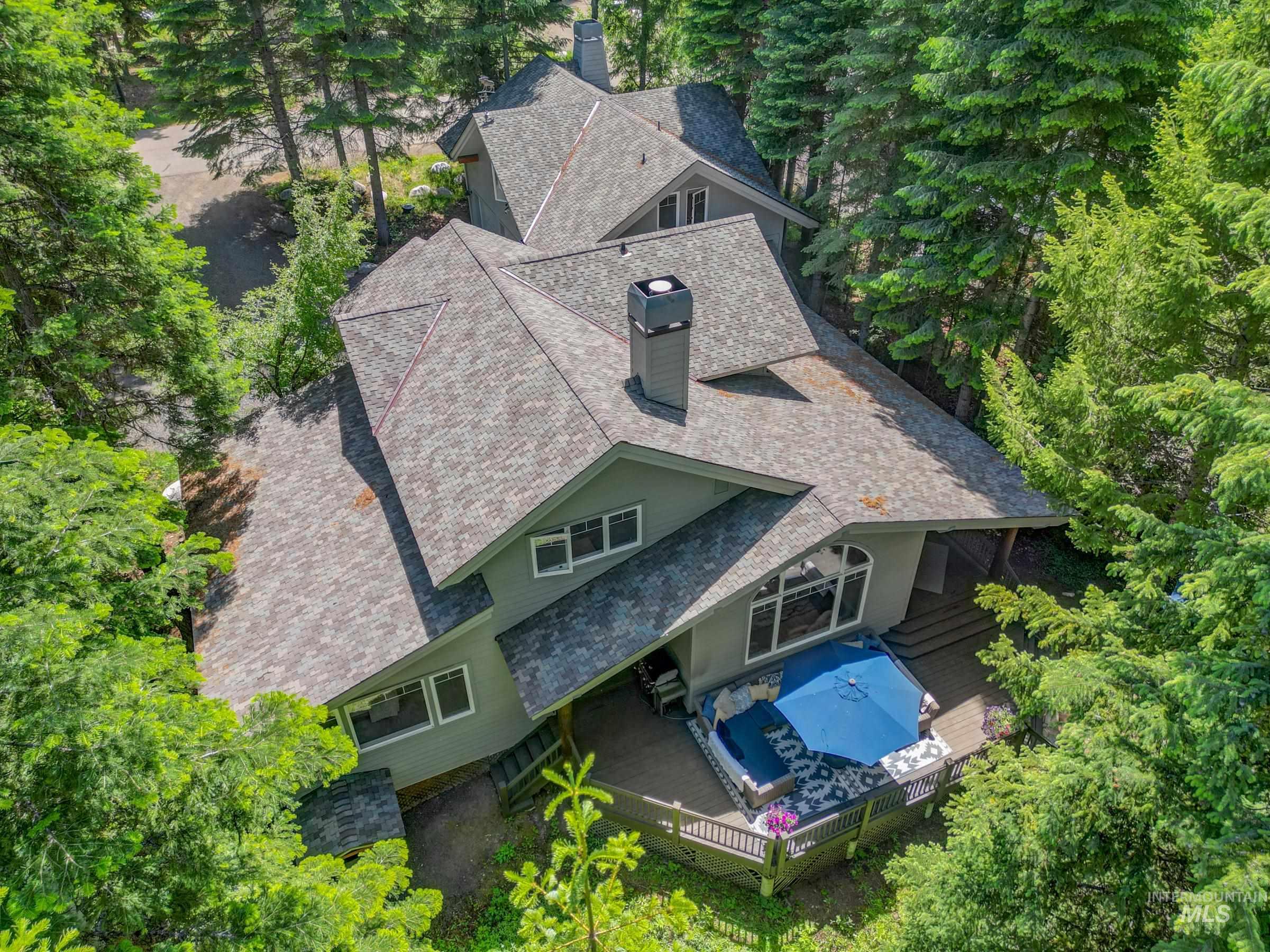 1029 Fireweed Drive Property Photo 8