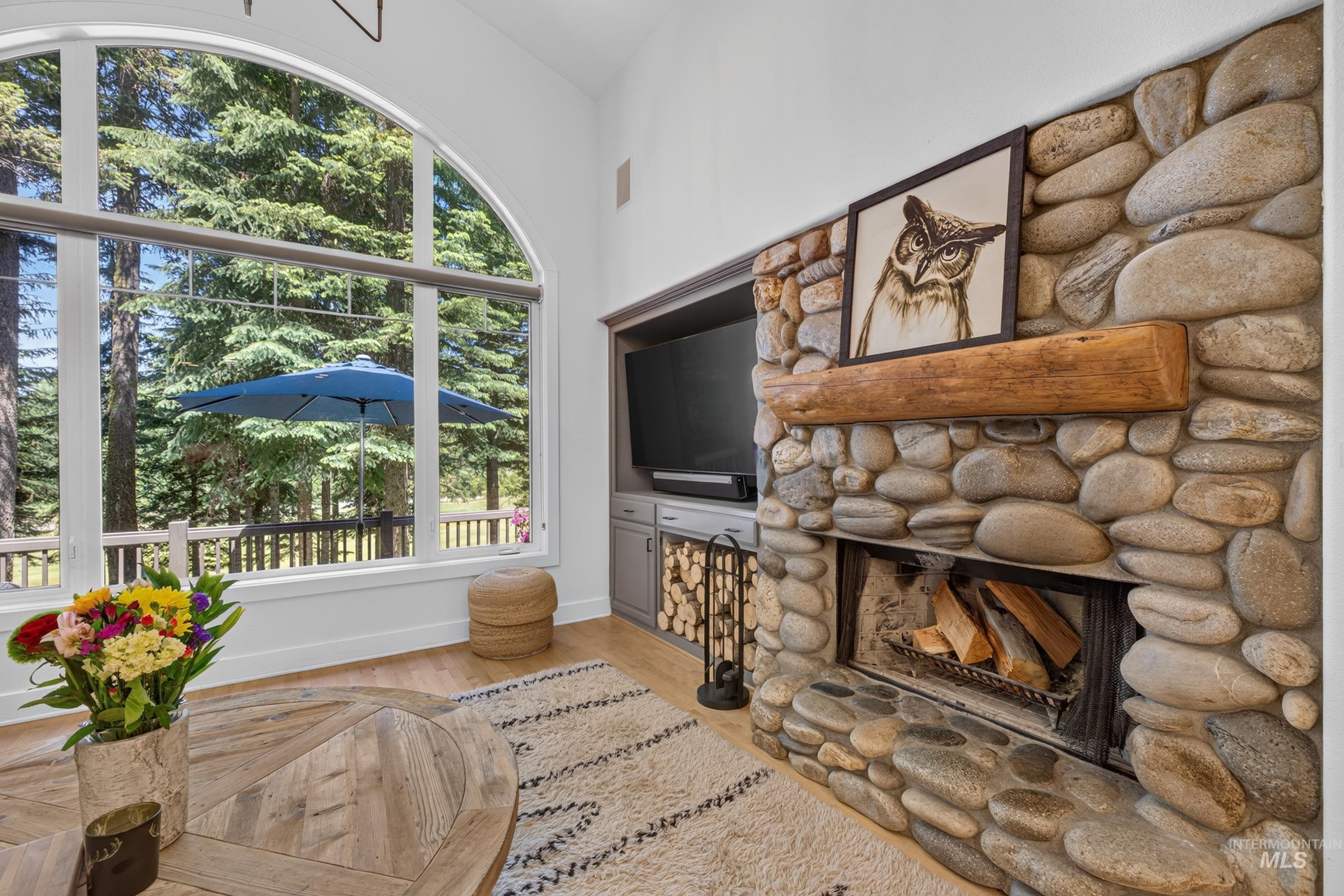 1029 Fireweed Drive Property Photo 12
