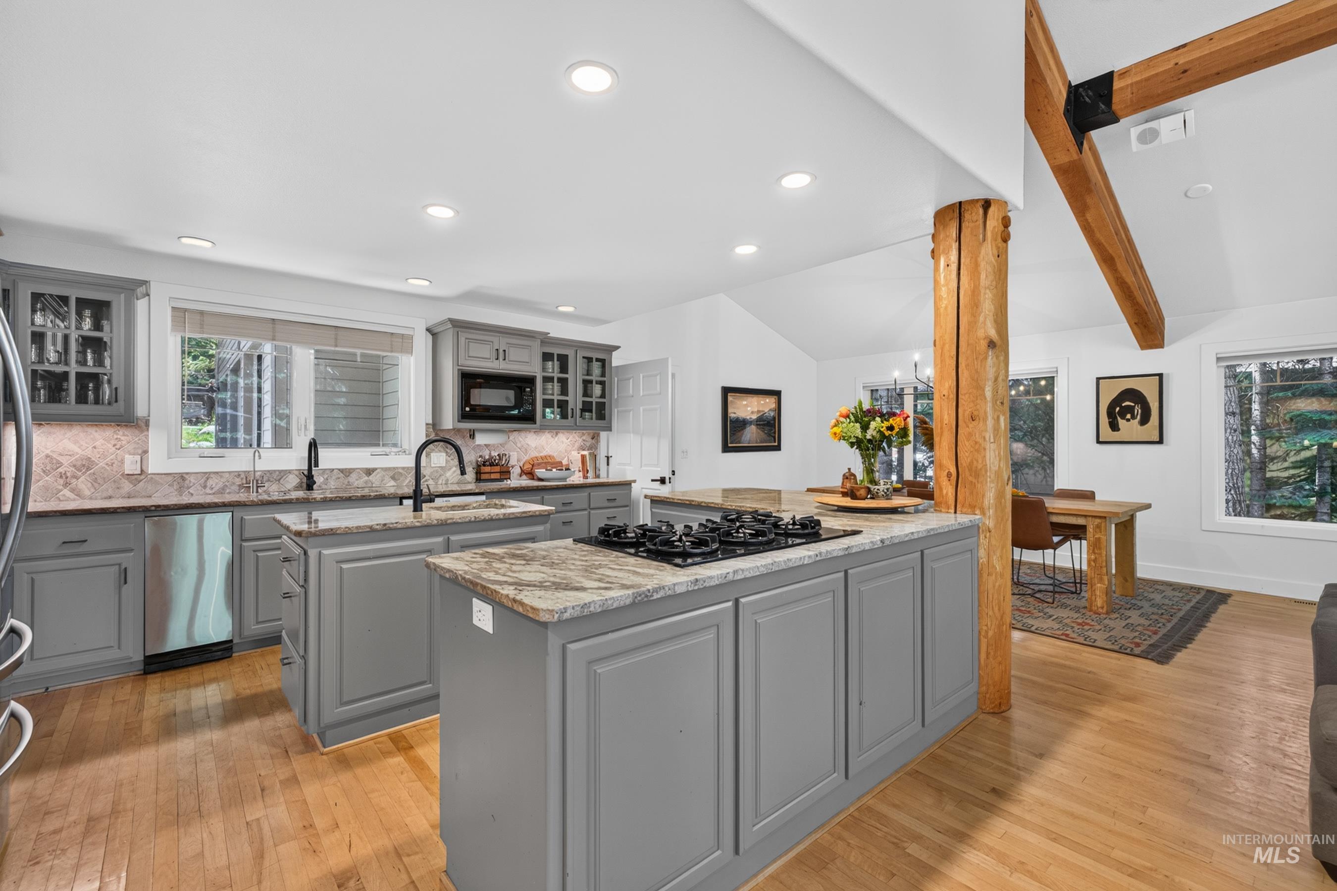 1029 Fireweed Drive Property Photo 19