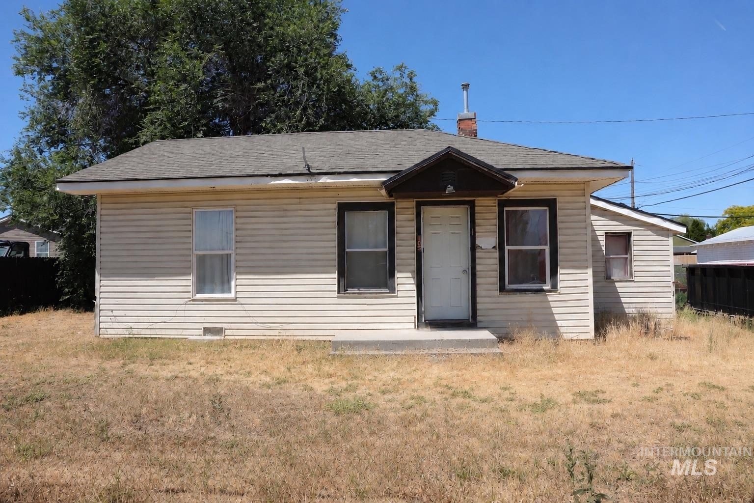 105 Madison Street Property Photo 1