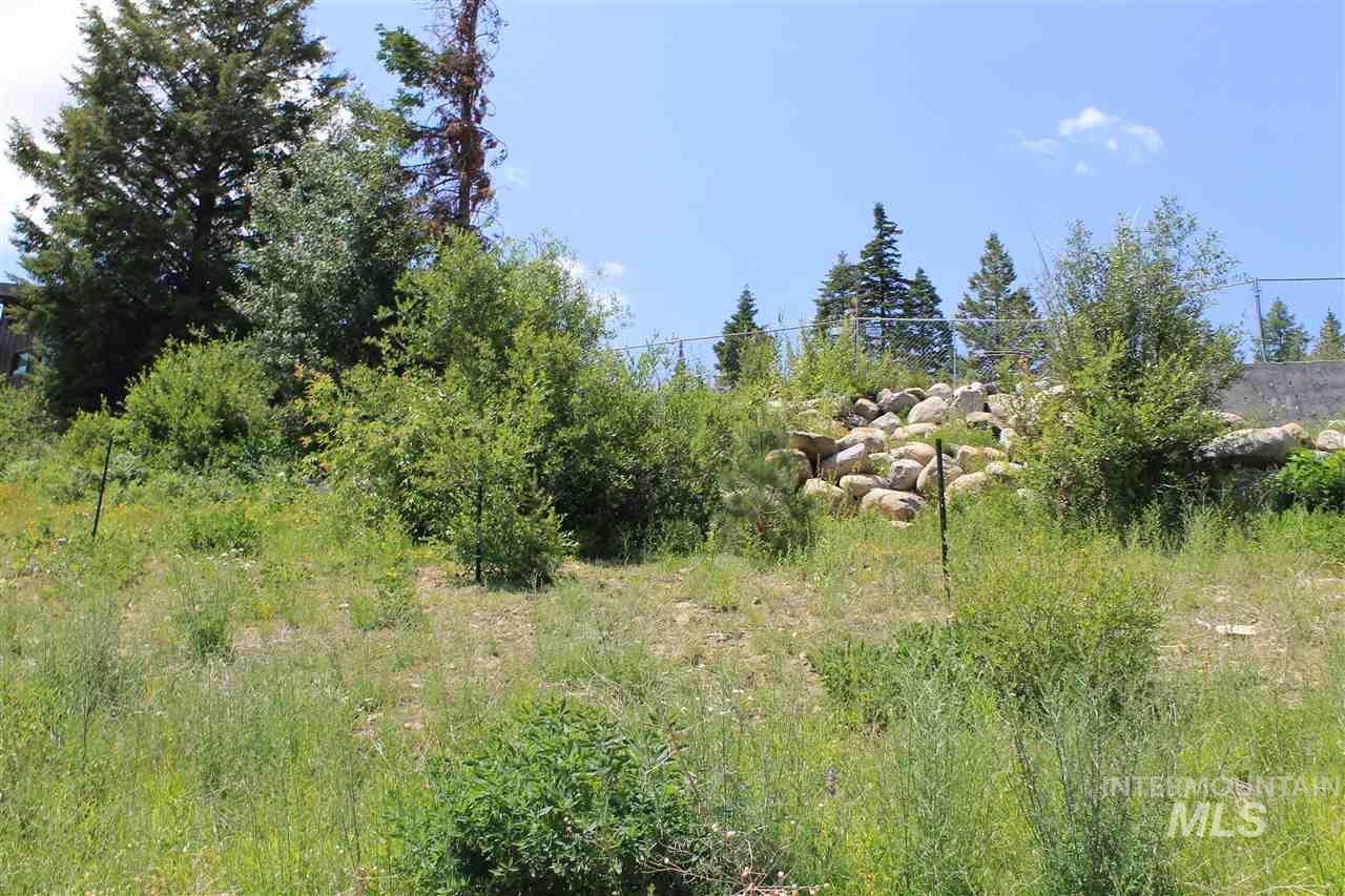 541 Whitewater Dr Property Photo 21