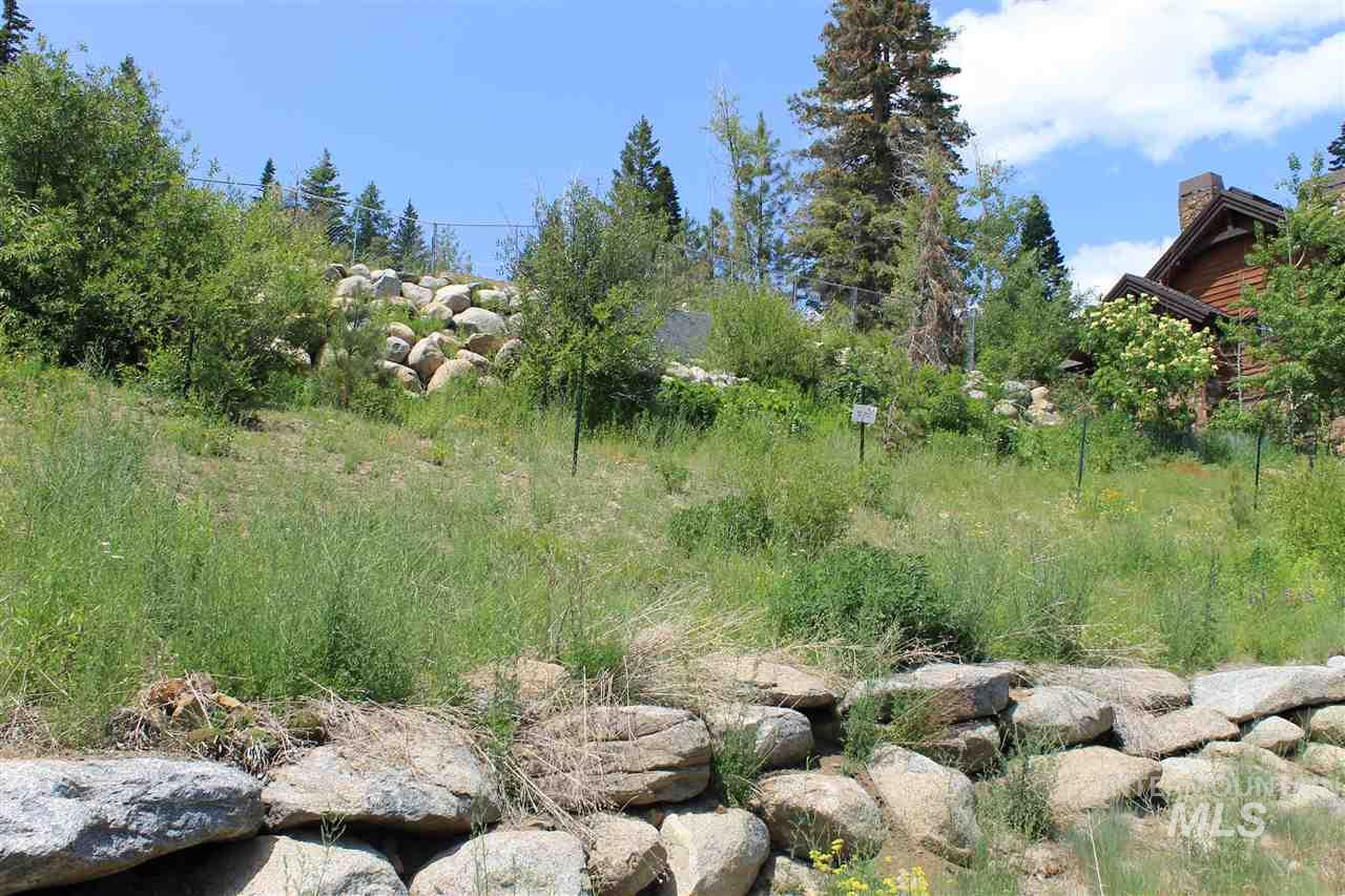 541 Whitewater Dr Property Photo 23