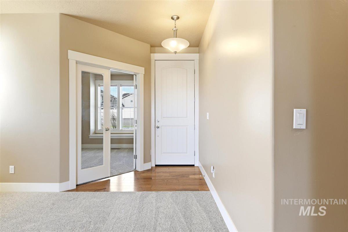 12876 S Salorgne Way Property Photo 4
